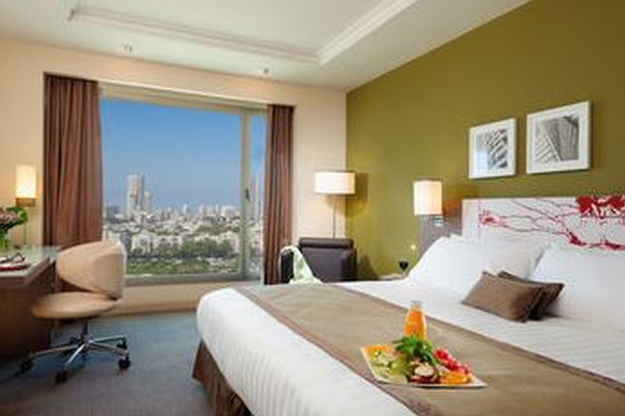Leonardo City Tower Hotel Tel Aviv