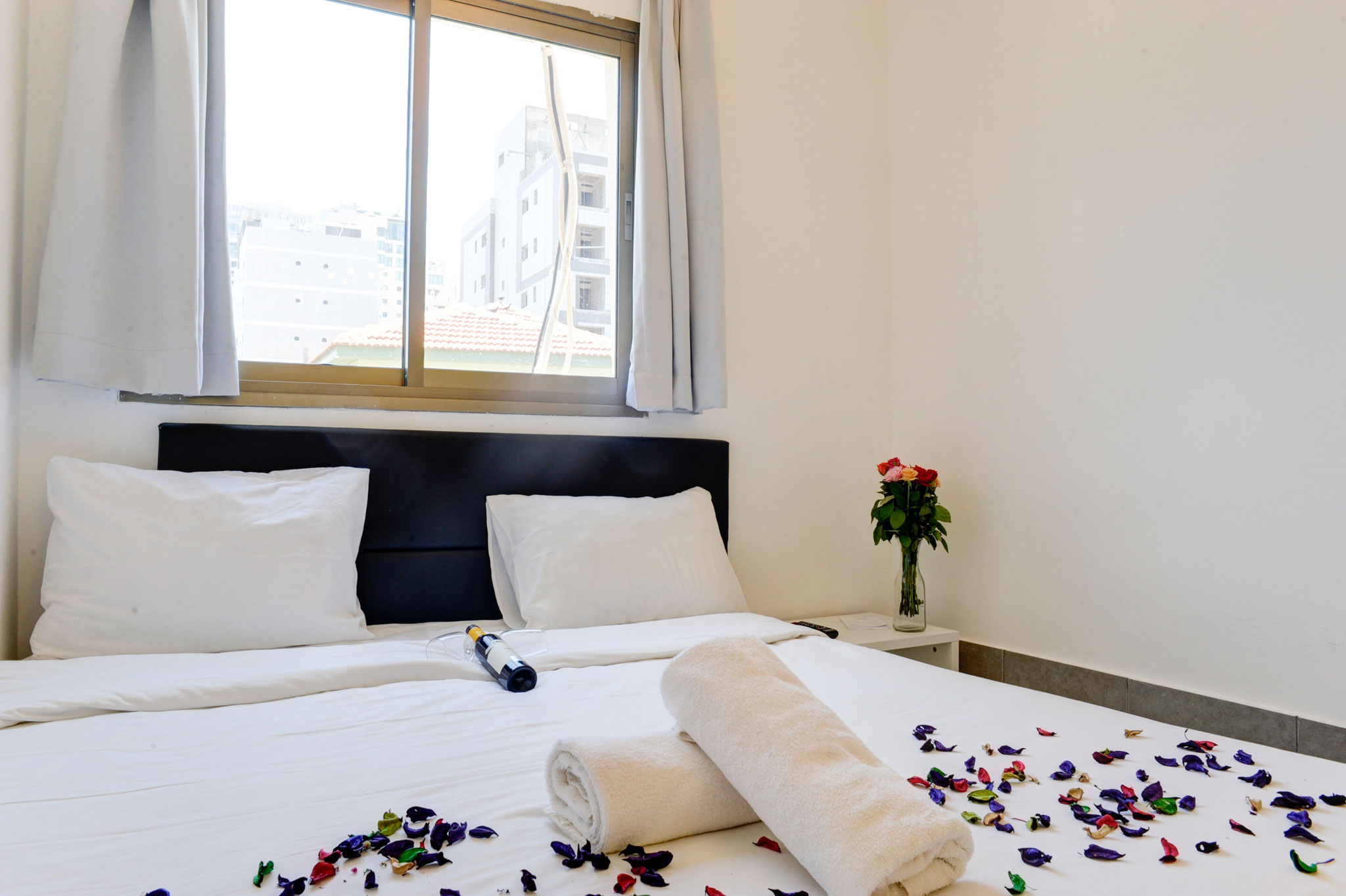 Liber Tel Aviv Sea Shore Suites