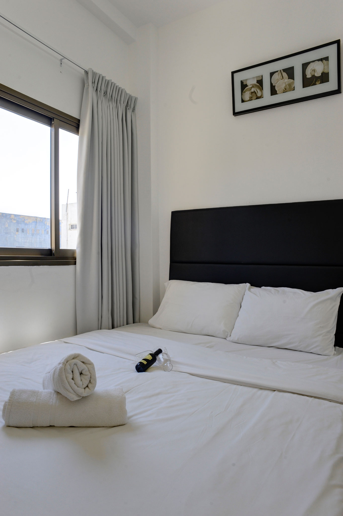 Liber Tel Aviv Sea Shore Suites