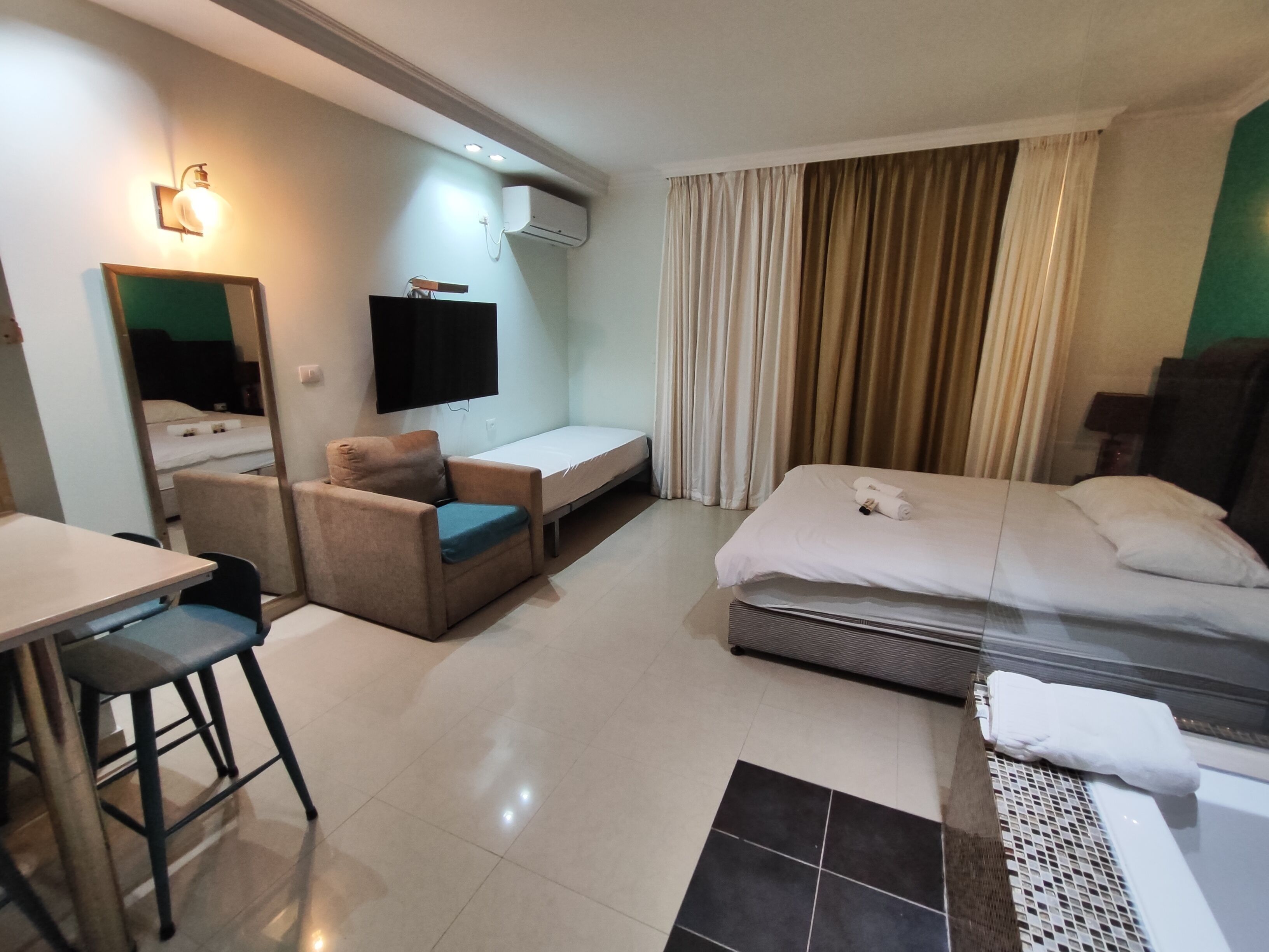 Marina Beach Hotel