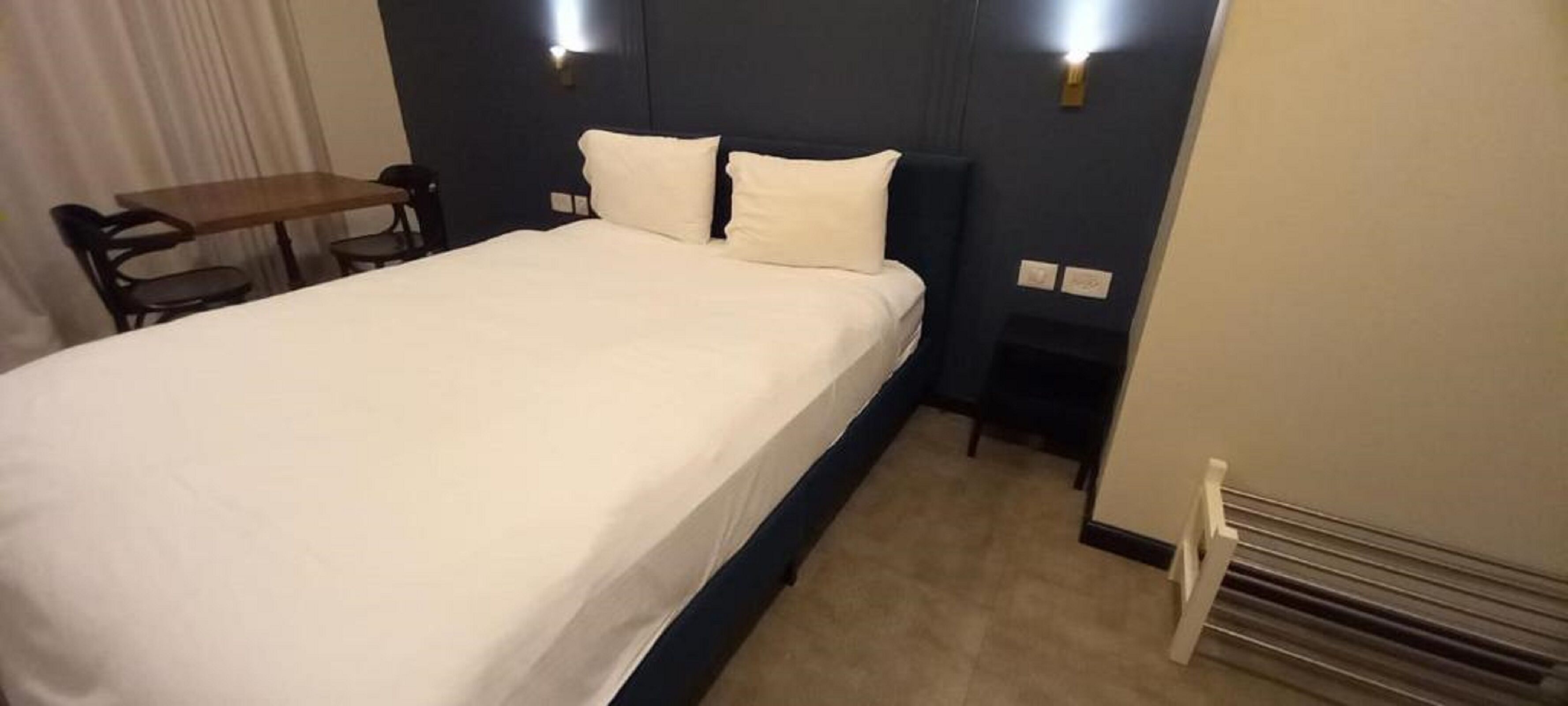 Moon TLV Hotel