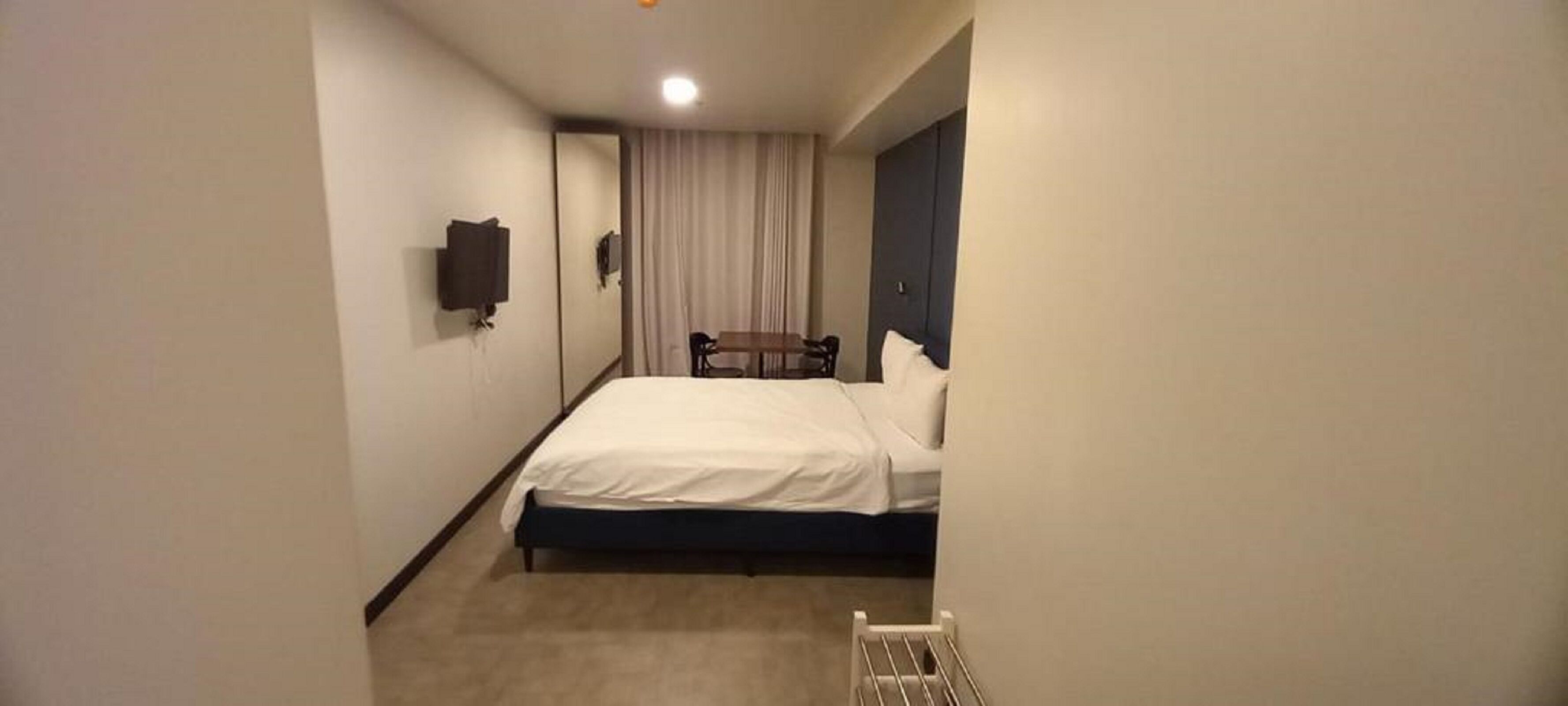 Moon TLV Hotel