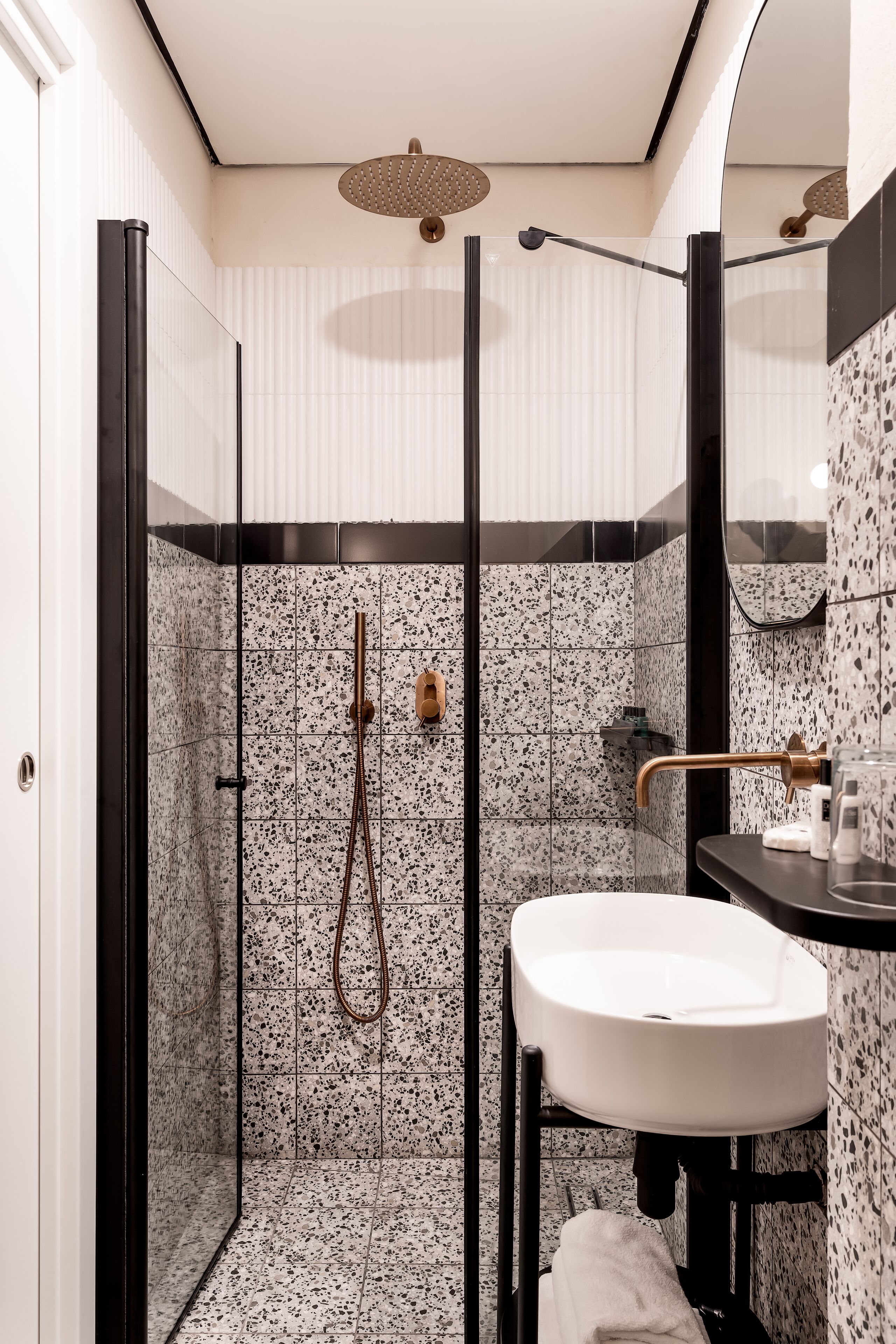 Mulan Tlv Hotel