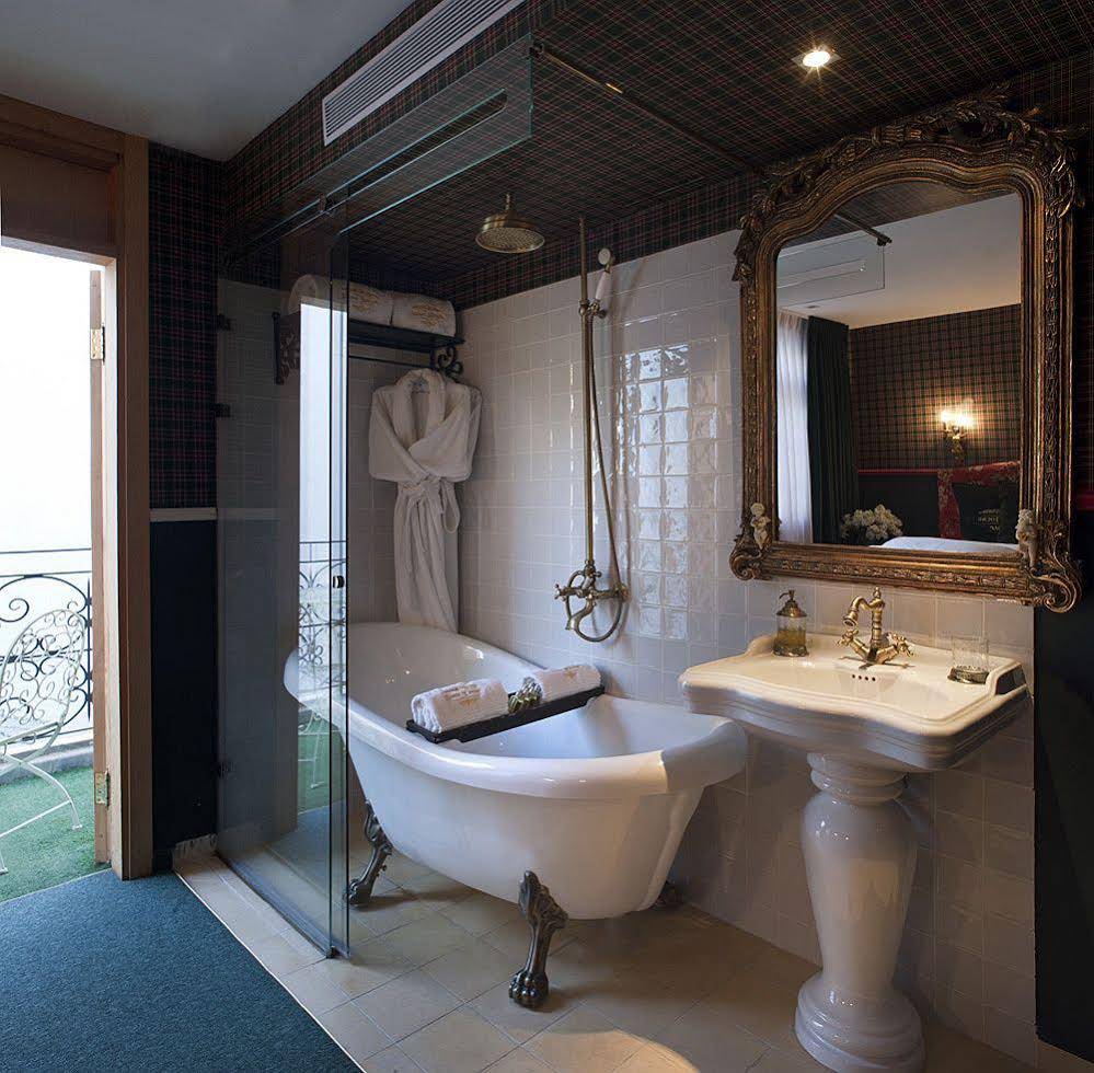 The Elliot Boutique Hotel