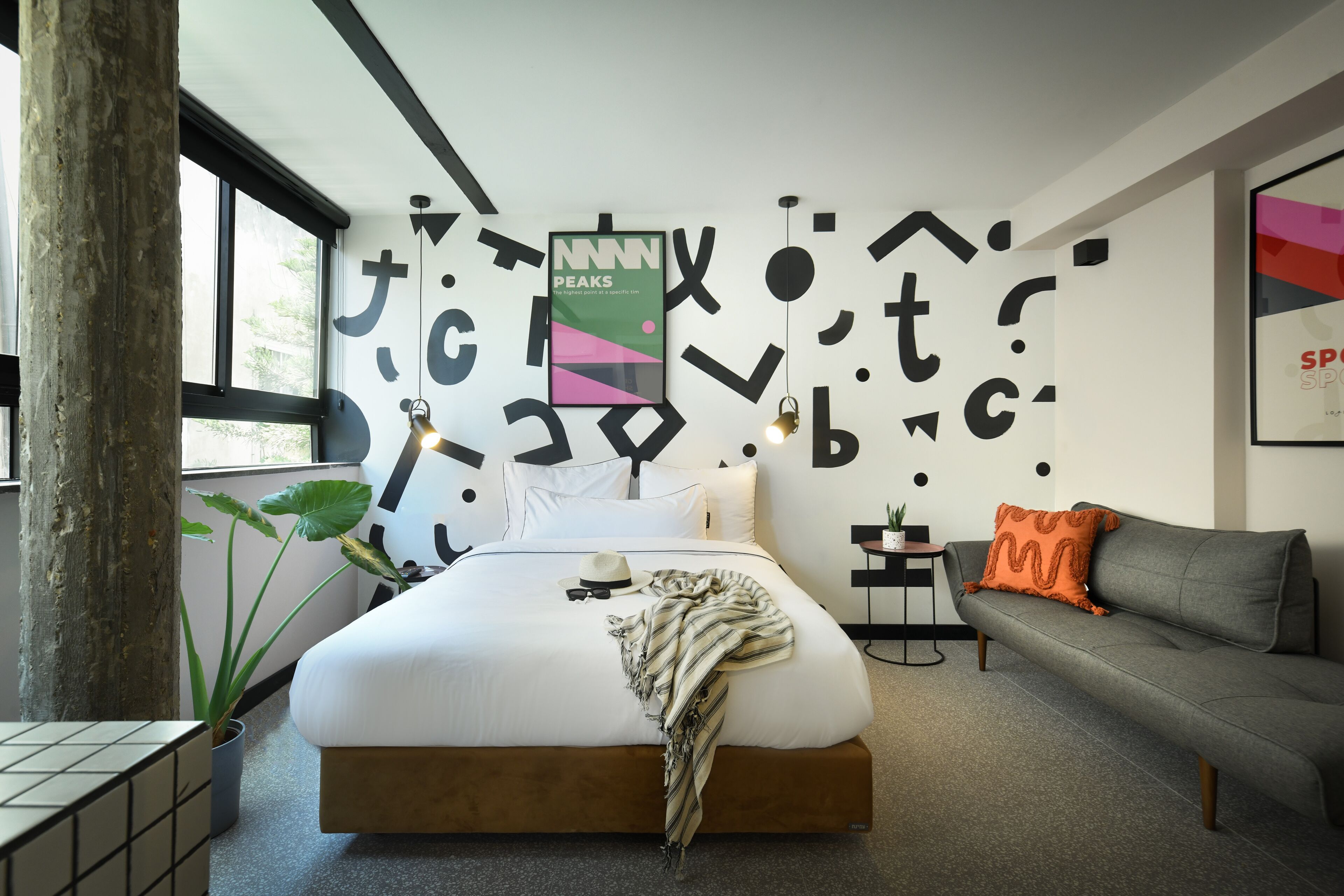 Pixel – An Autonomous Hotel by Loginn