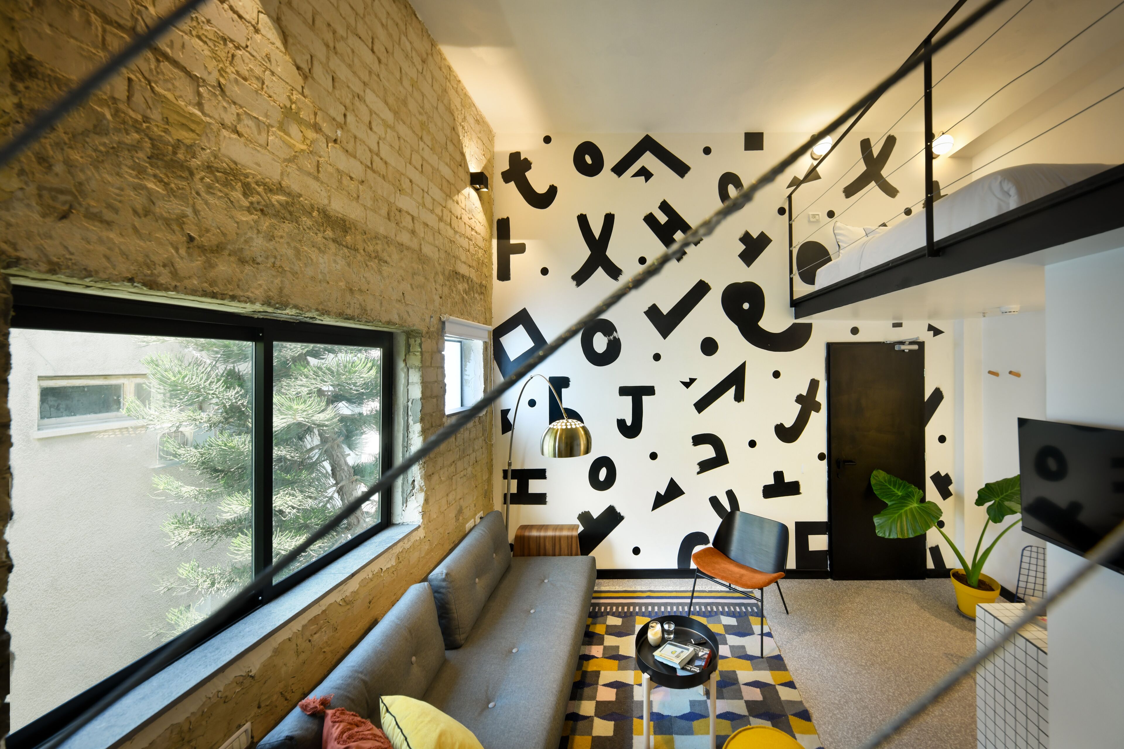 Pixel – An Autonomous Hotel by Loginn