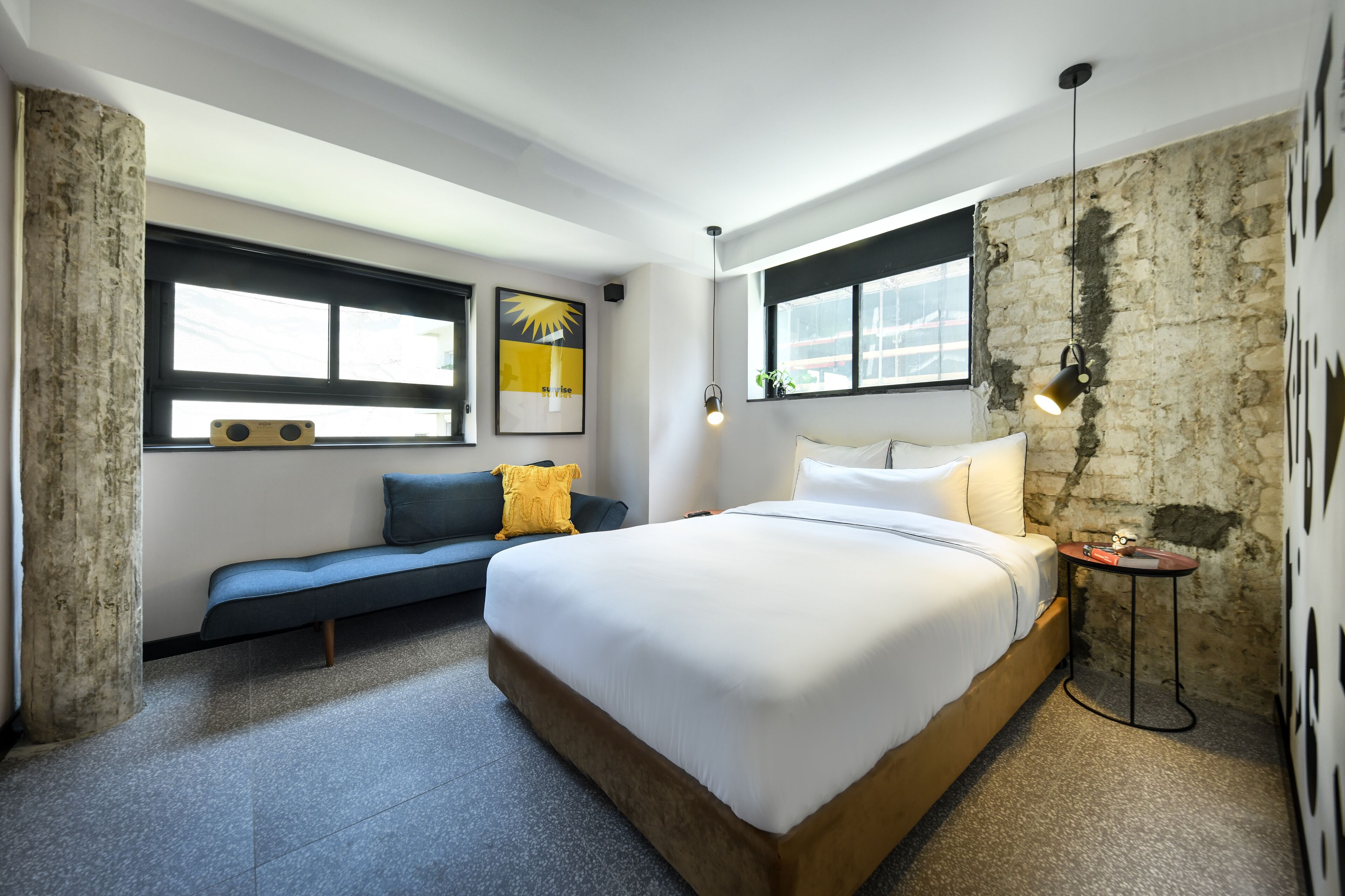 Pixel – An Autonomous Hotel by Loginn