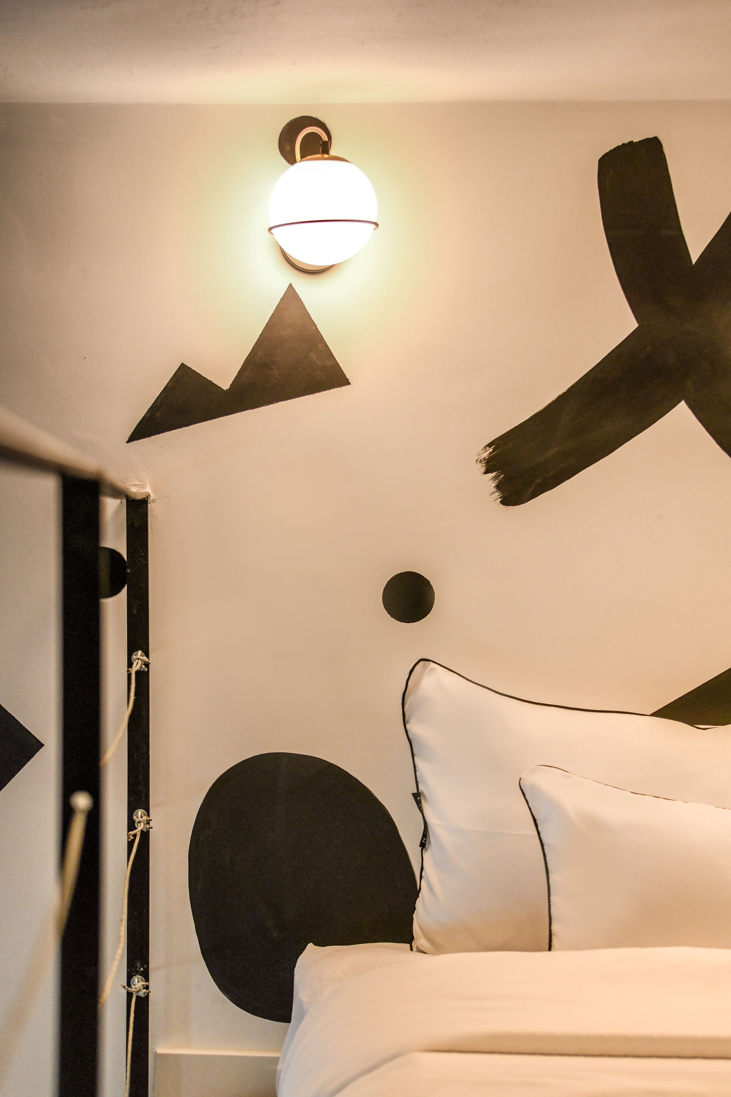 Pixel – An Autonomous Hotel by Loginn