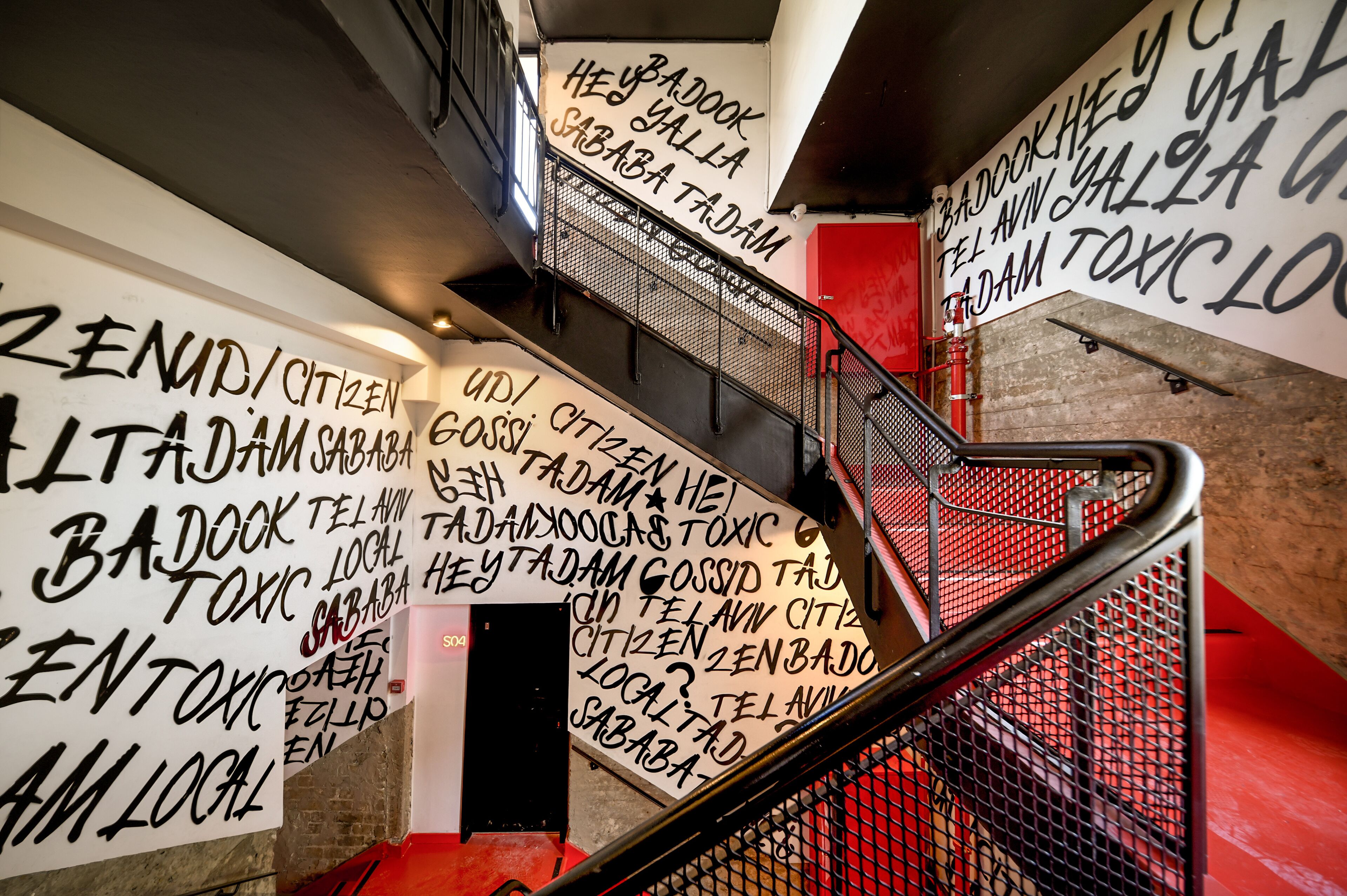 Pixel – An Autonomous Hotel by Loginn