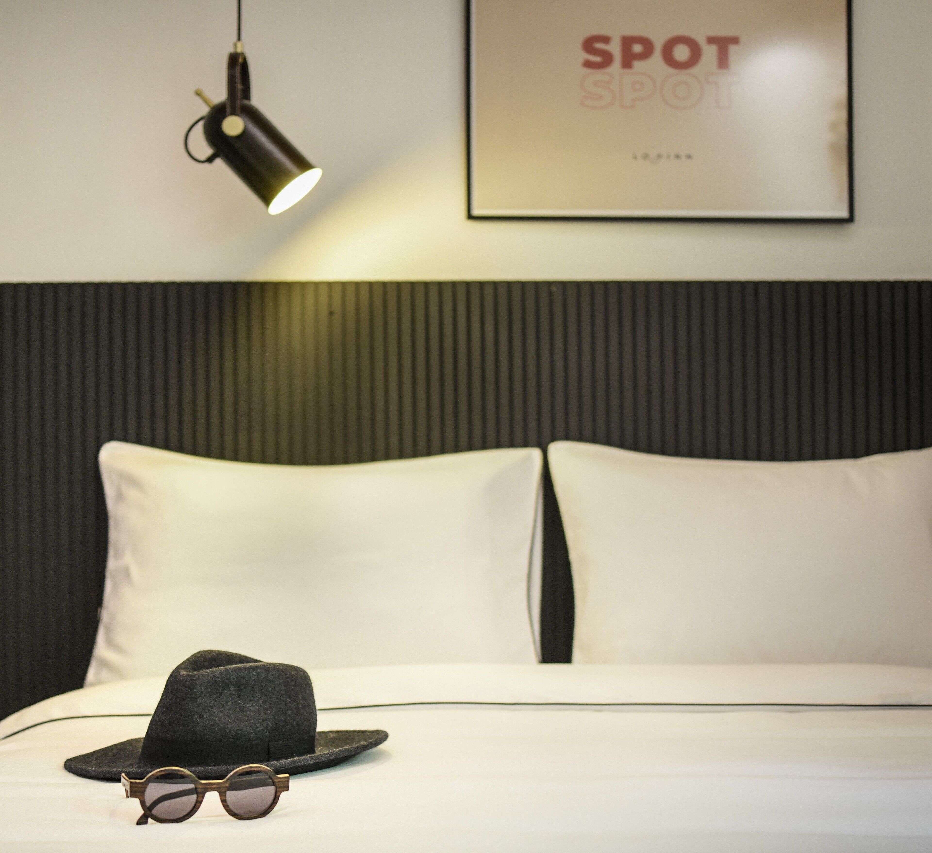 Pixel – An Autonomous Hotel by Loginn