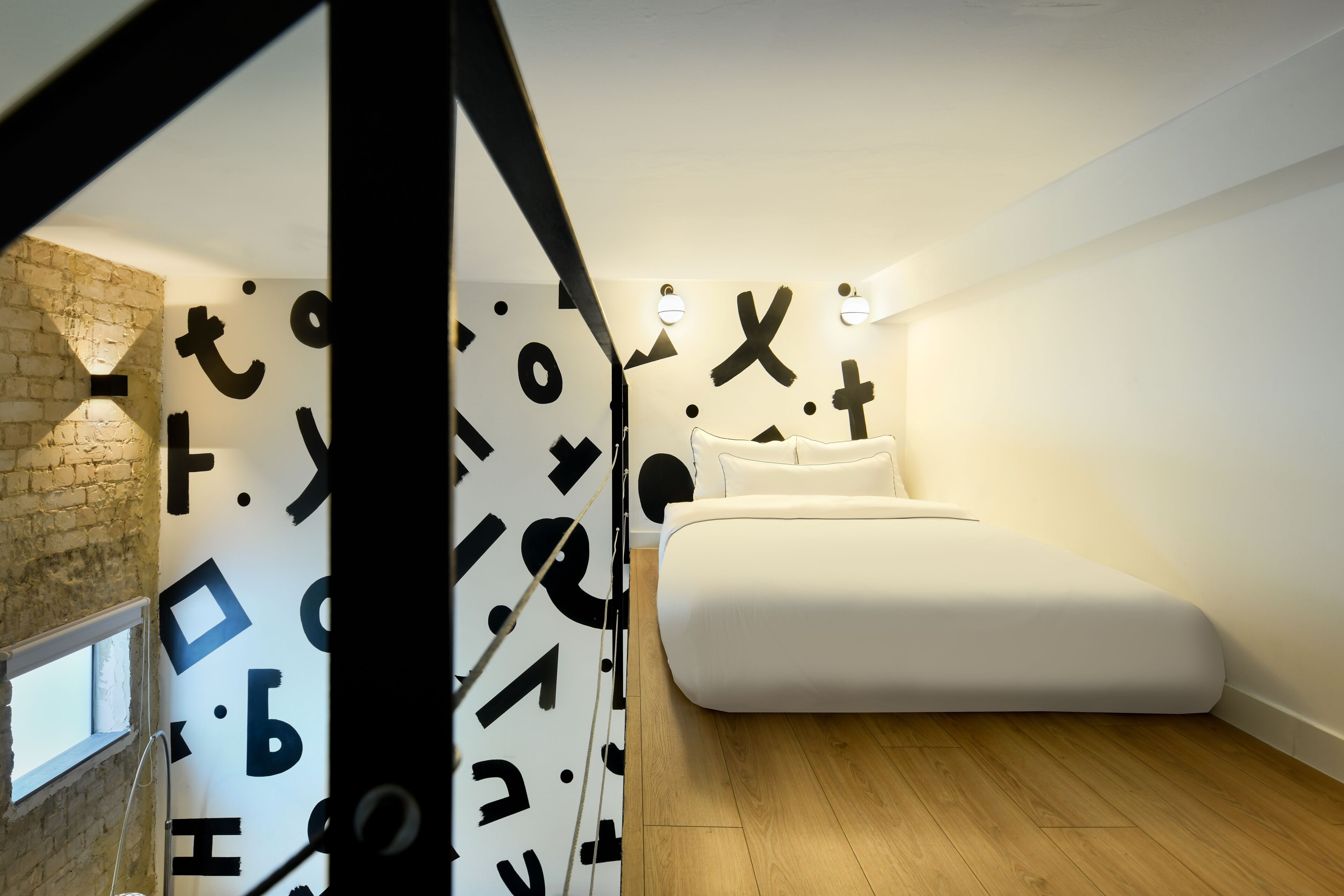 Pixel – An Autonomous Hotel by Loginn
