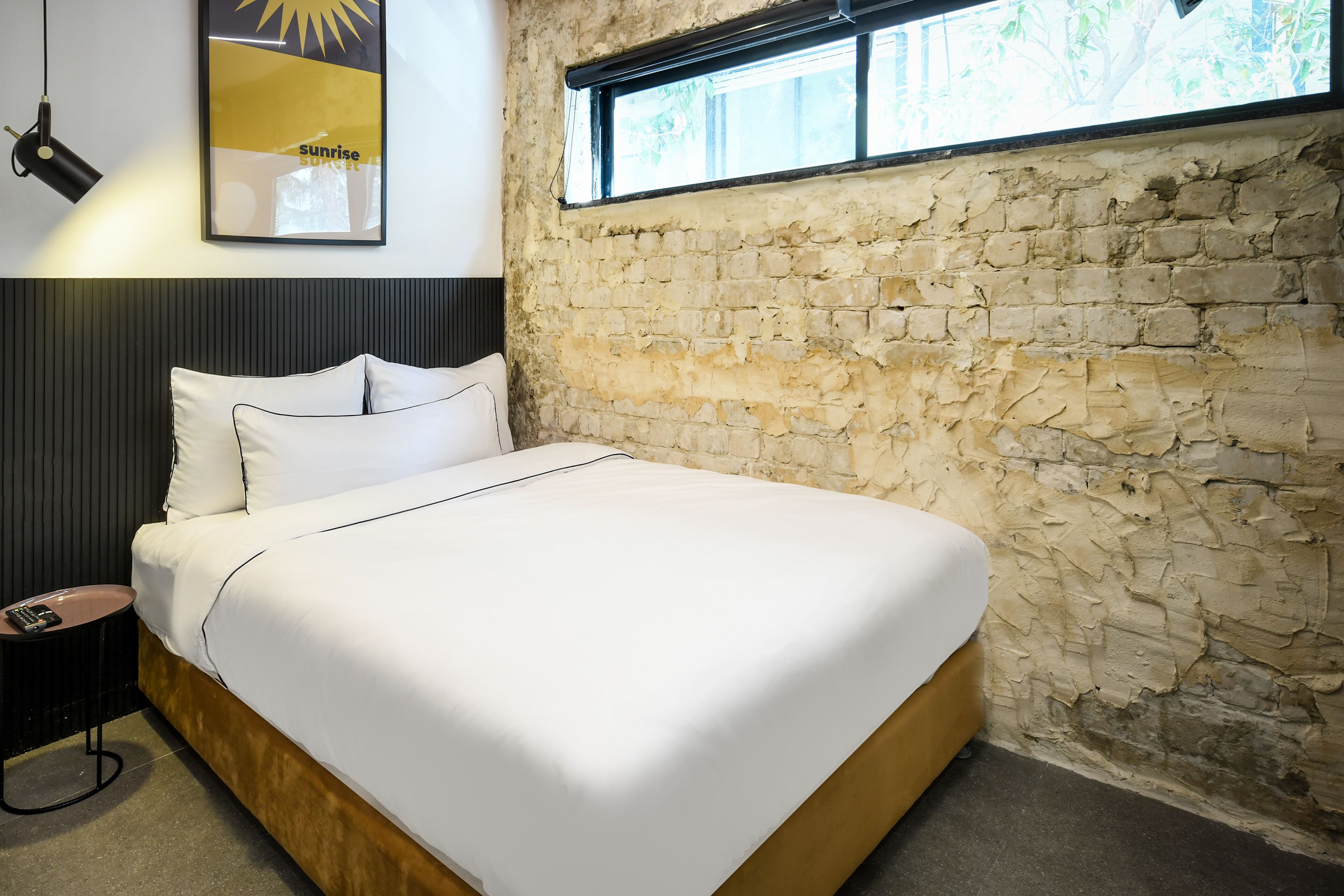 Pixel – An Autonomous Hotel by Loginn