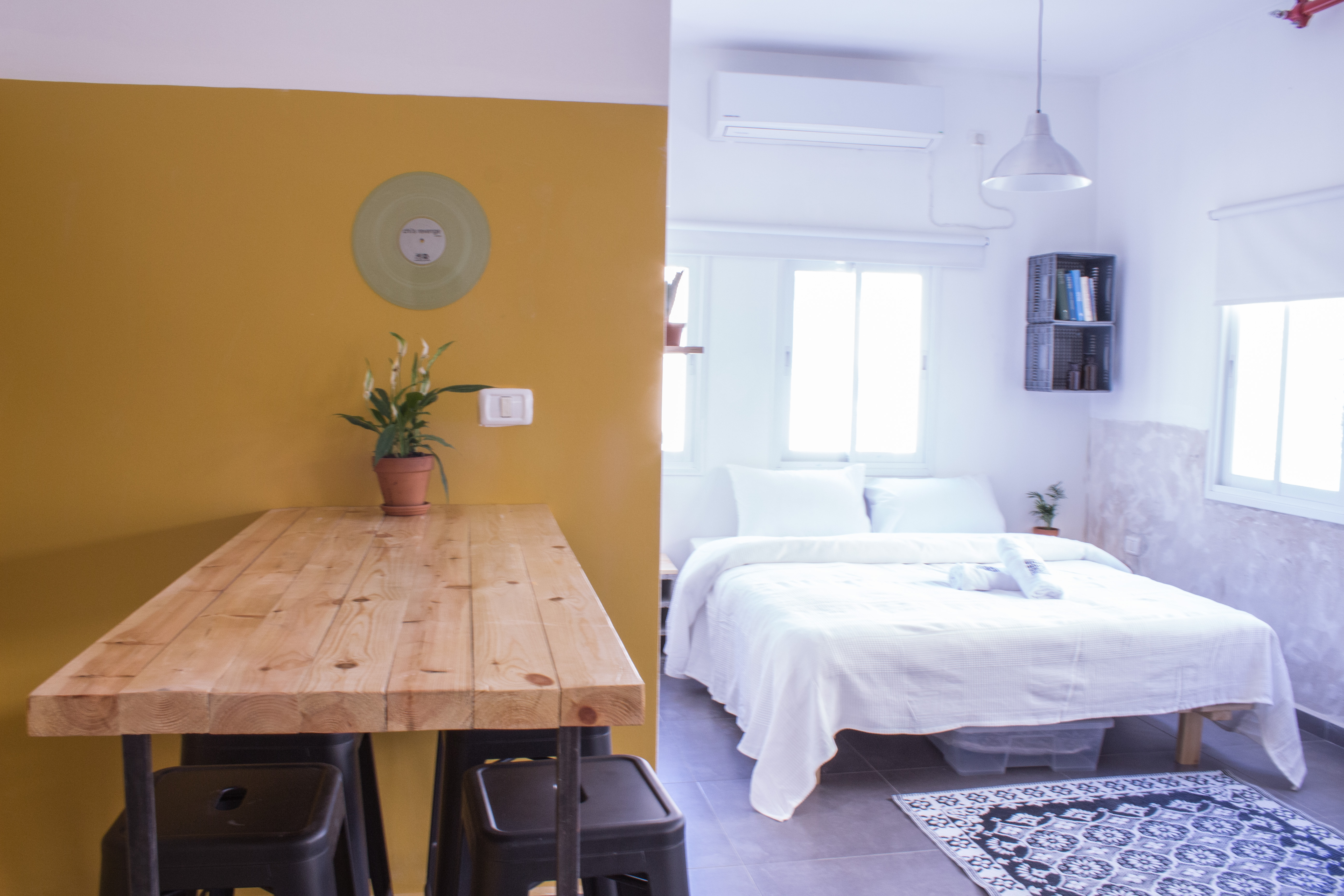Rena's House