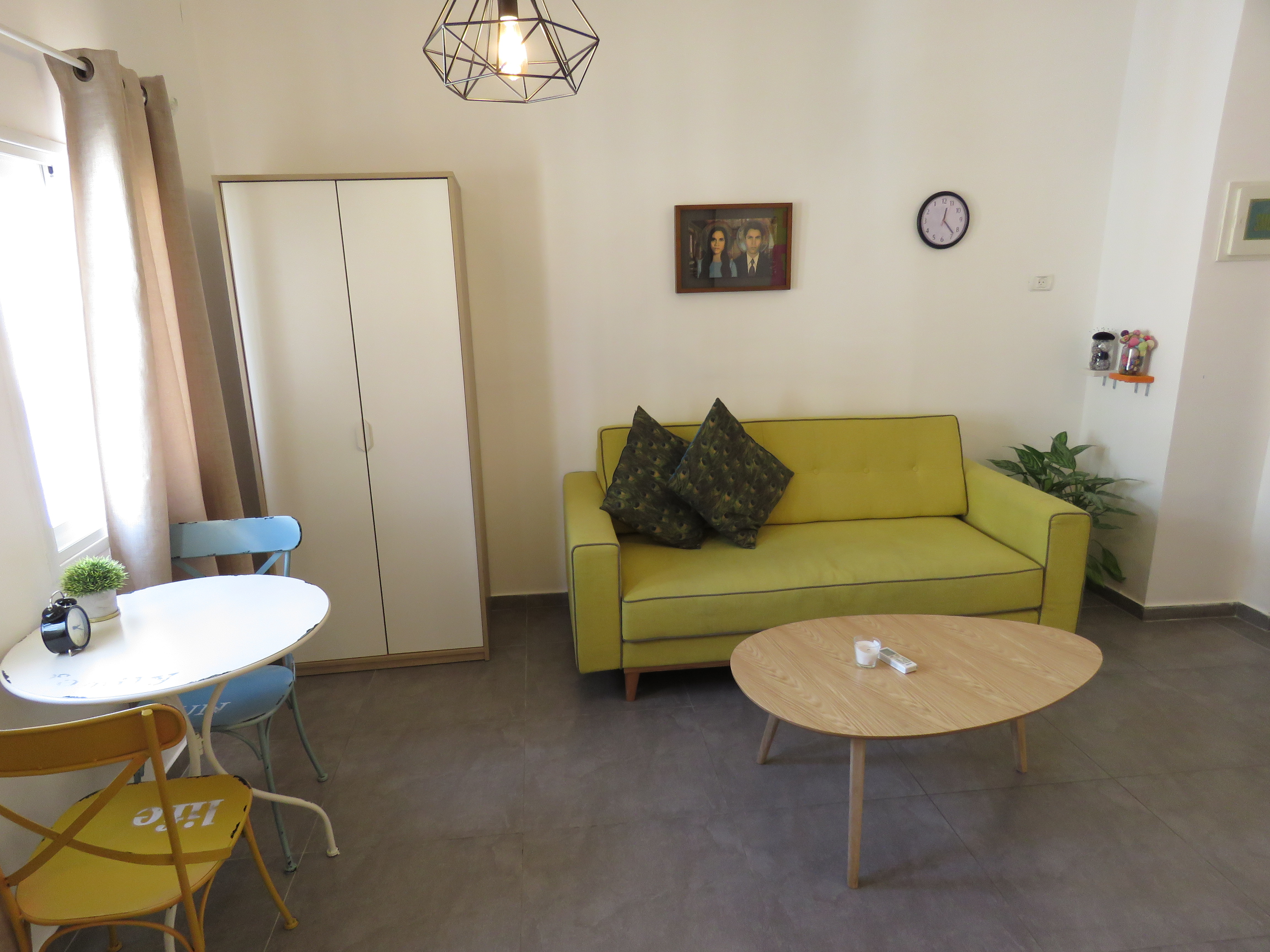 Rena's House