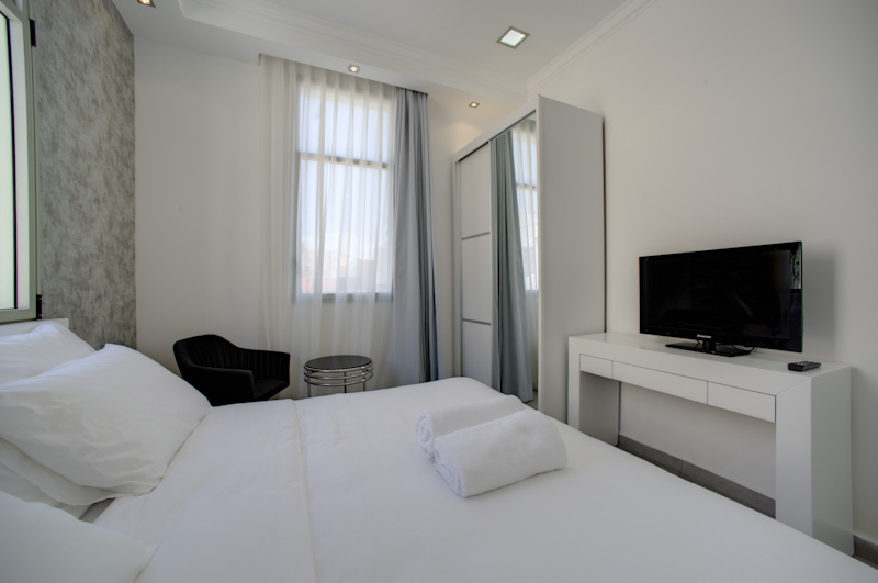 Residence Suites