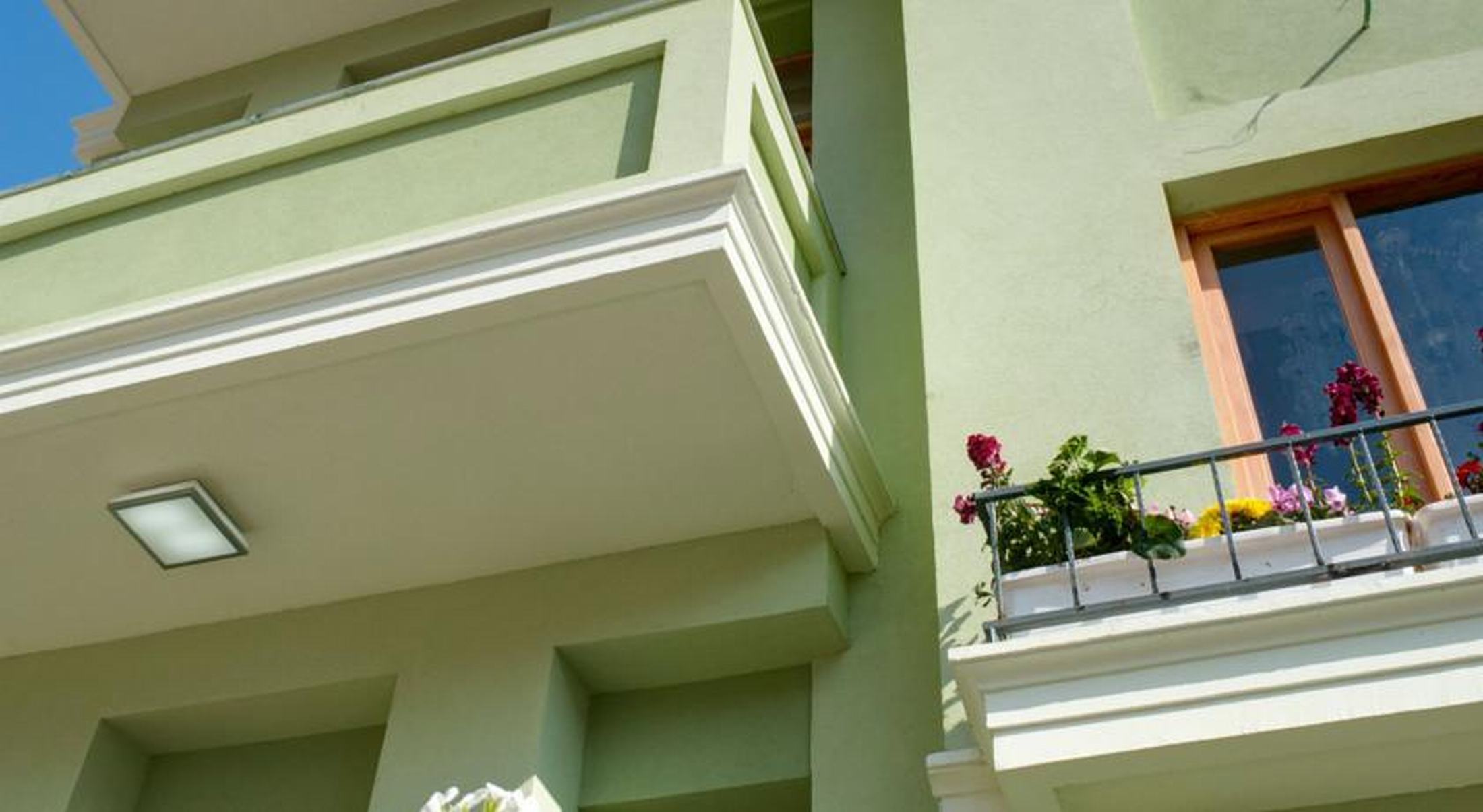 Residence Suites