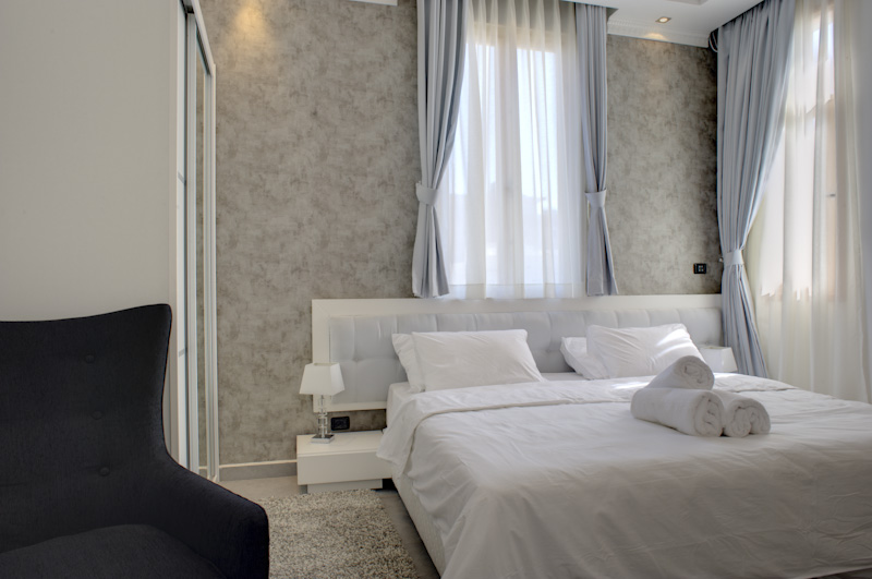 Residence Suites