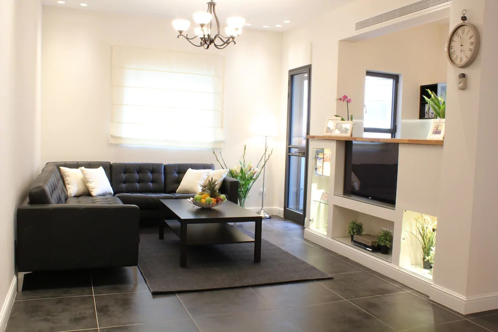 Tel Aviv Home