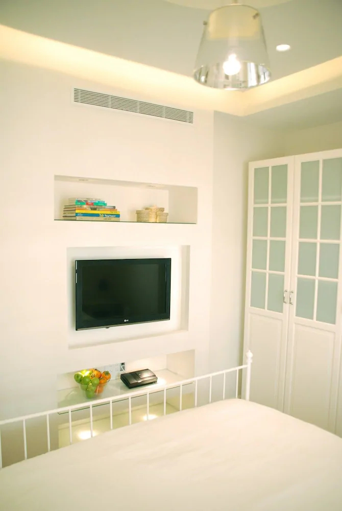 Tel Aviv Home