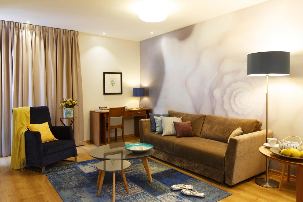 The Lusky Hotel