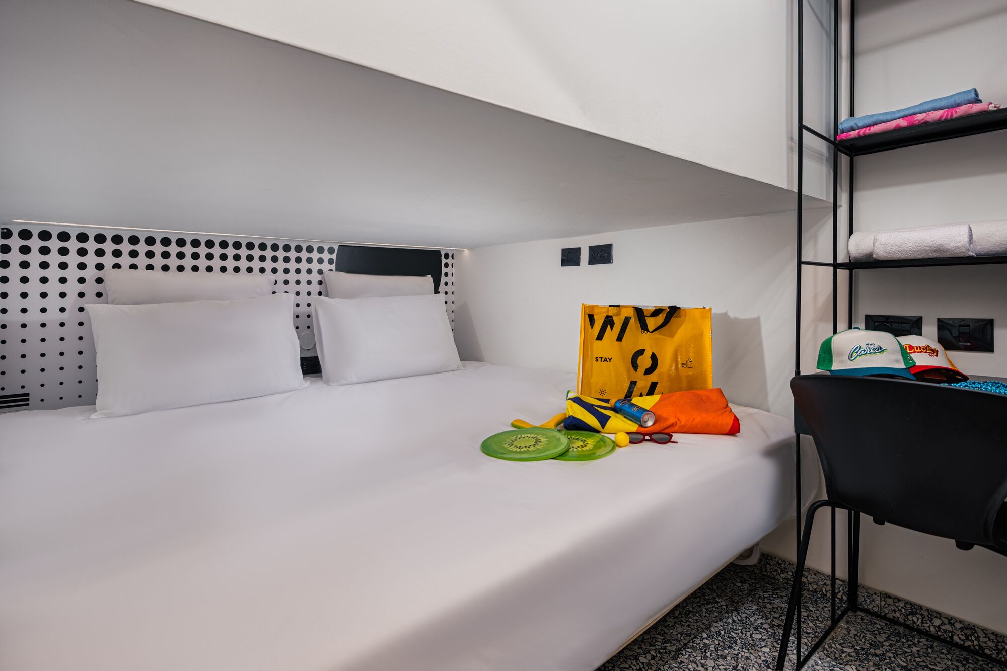 Wom Beach Pod Hotel - A Member Of Brown