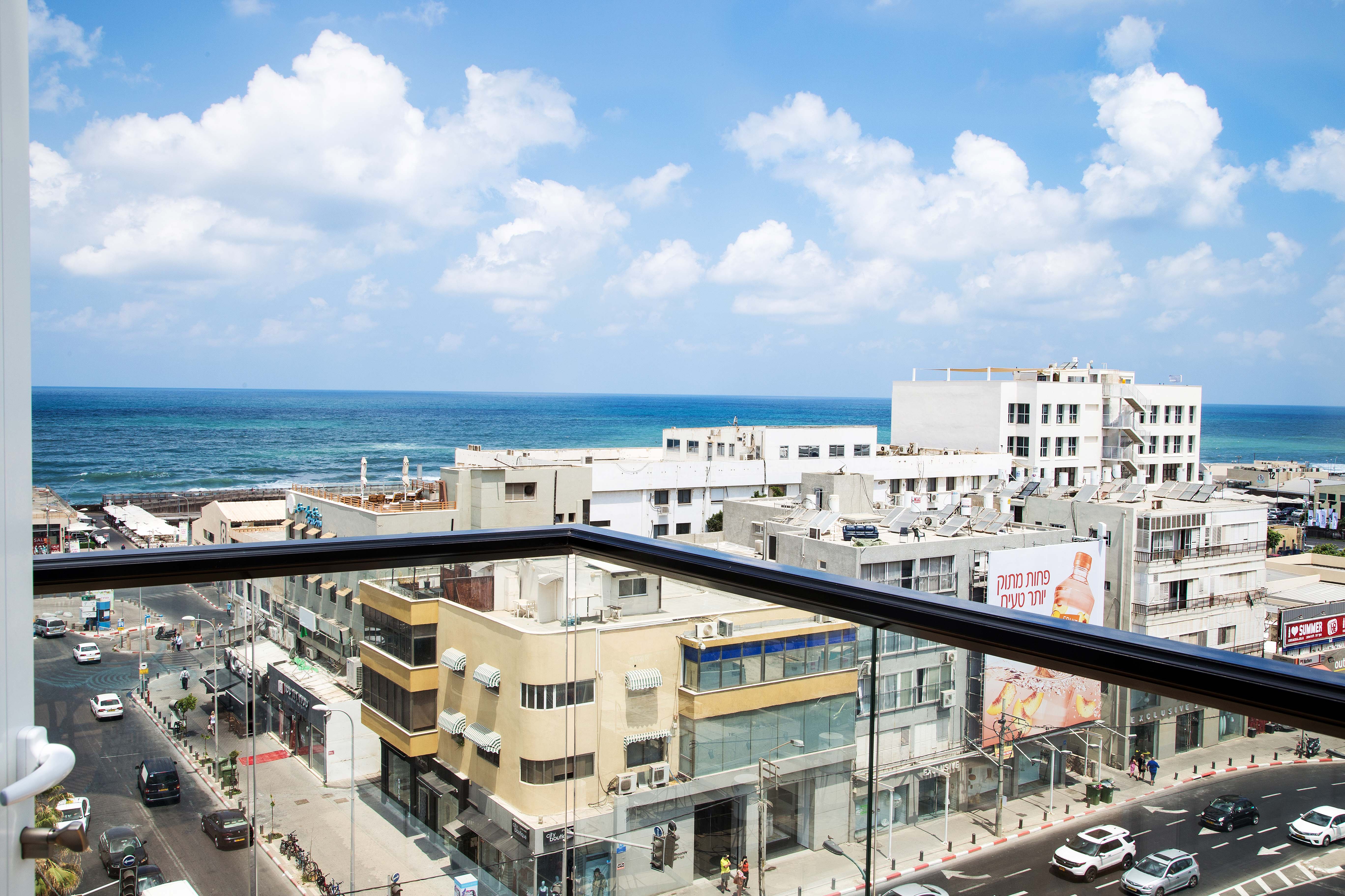 Yam Hotel