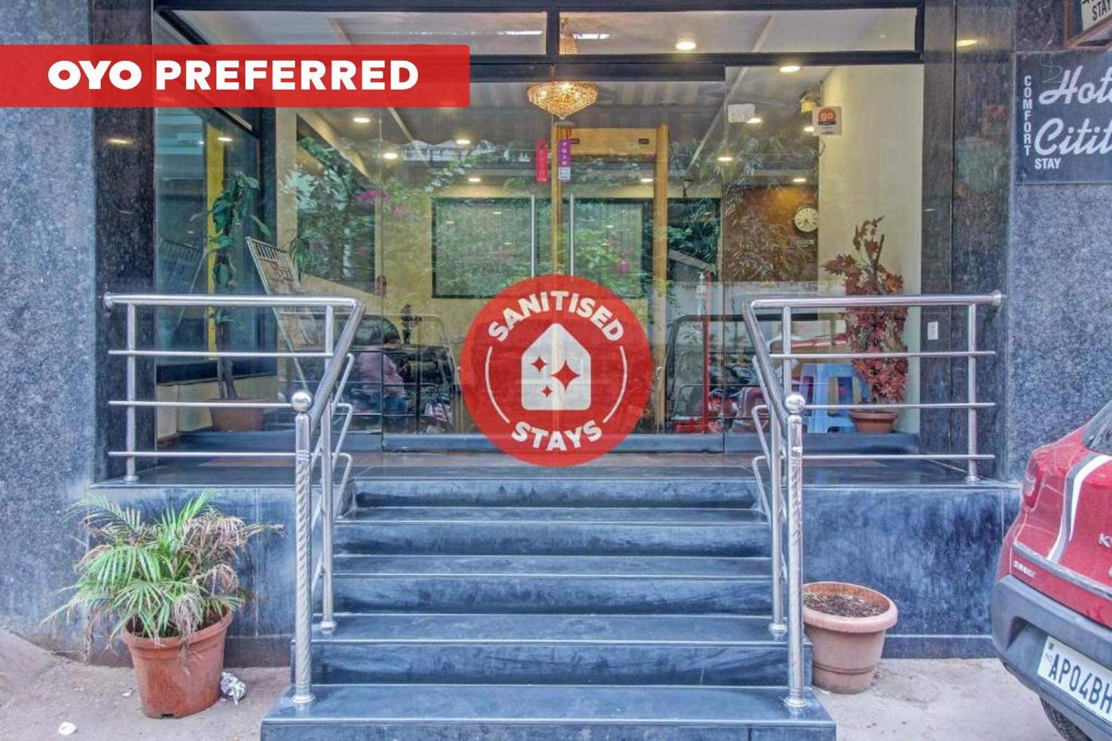 OYO Townhouse 81794 Banjara Hills