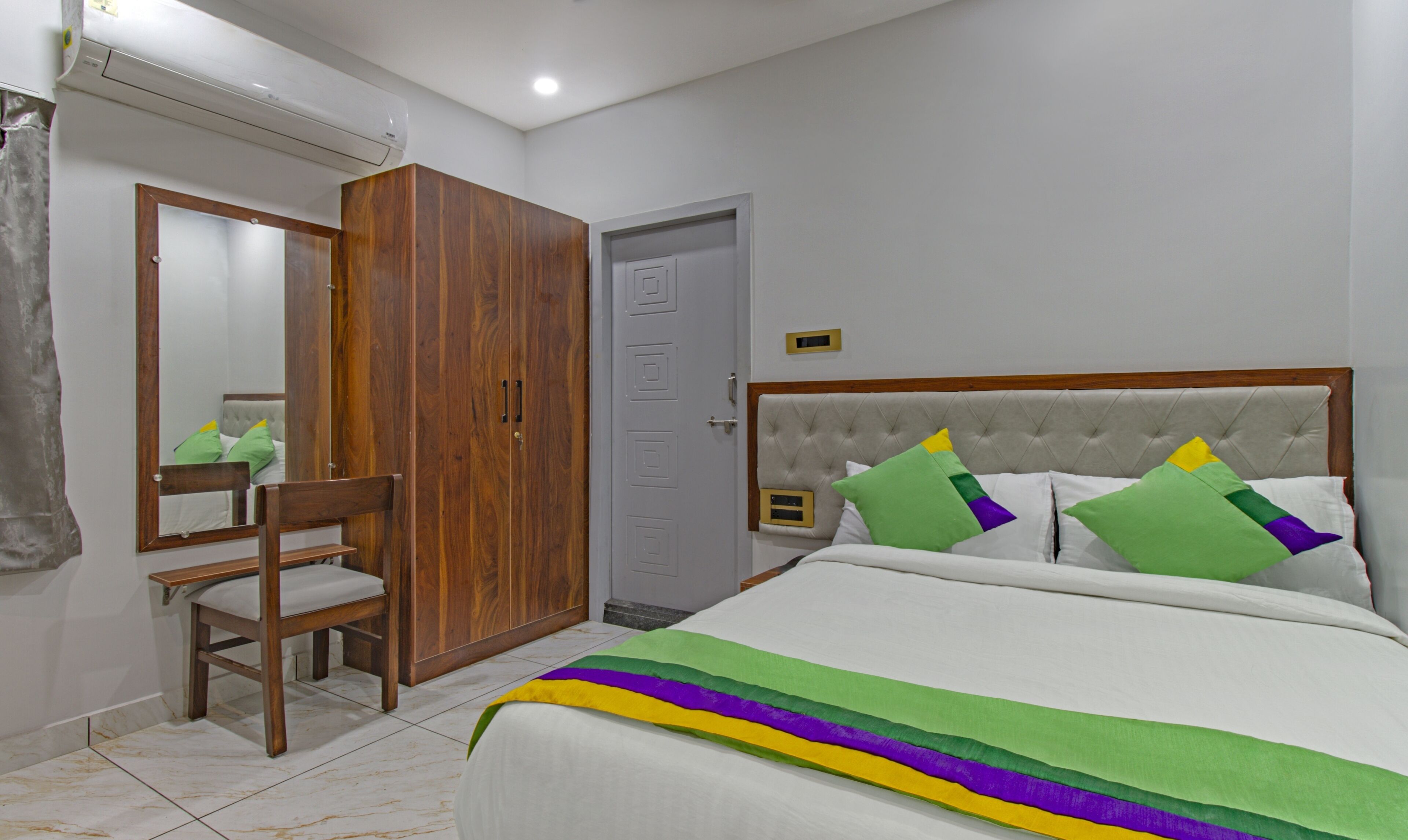 Treebo Trend Abhi Suites