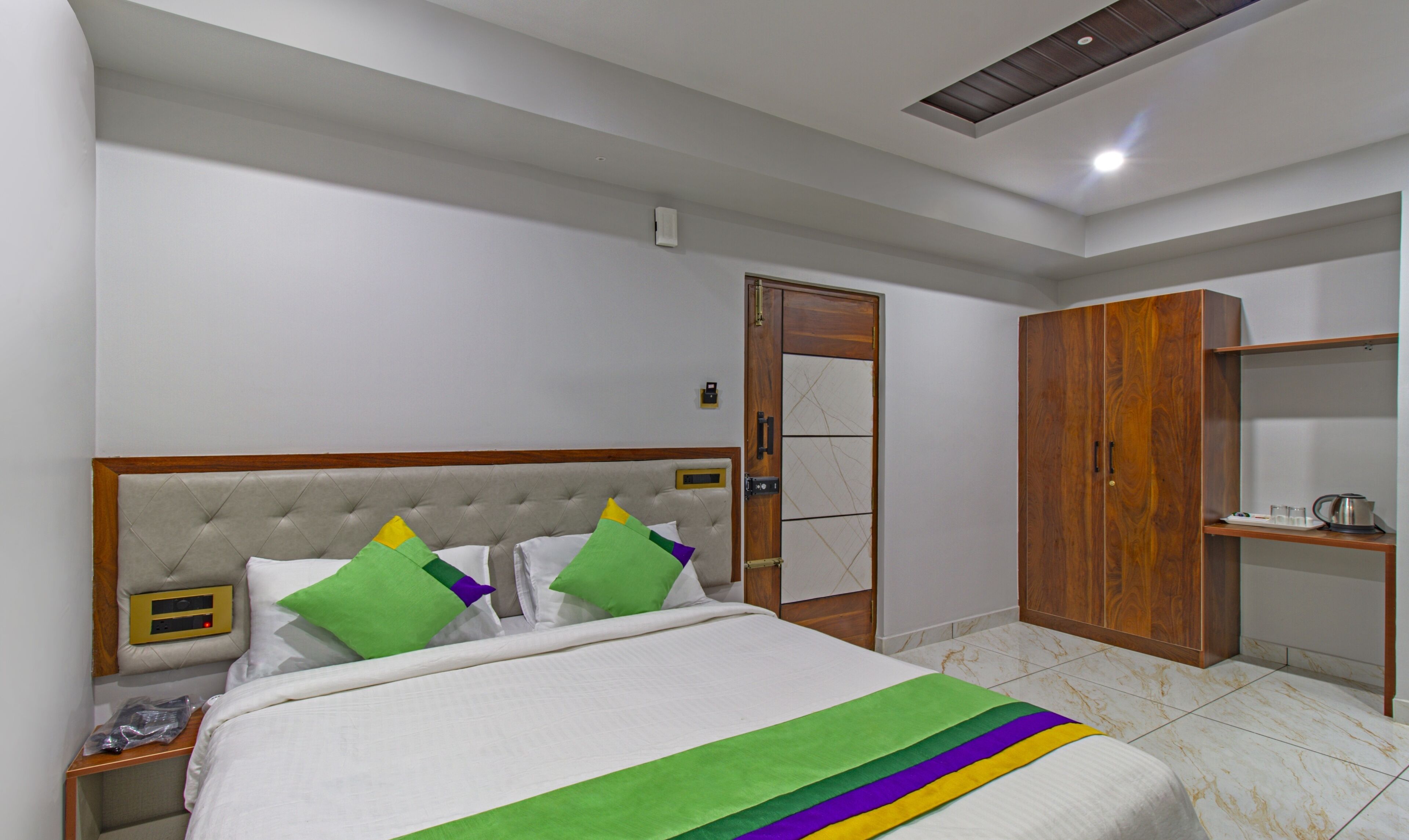 Treebo Trend Abhi Suites