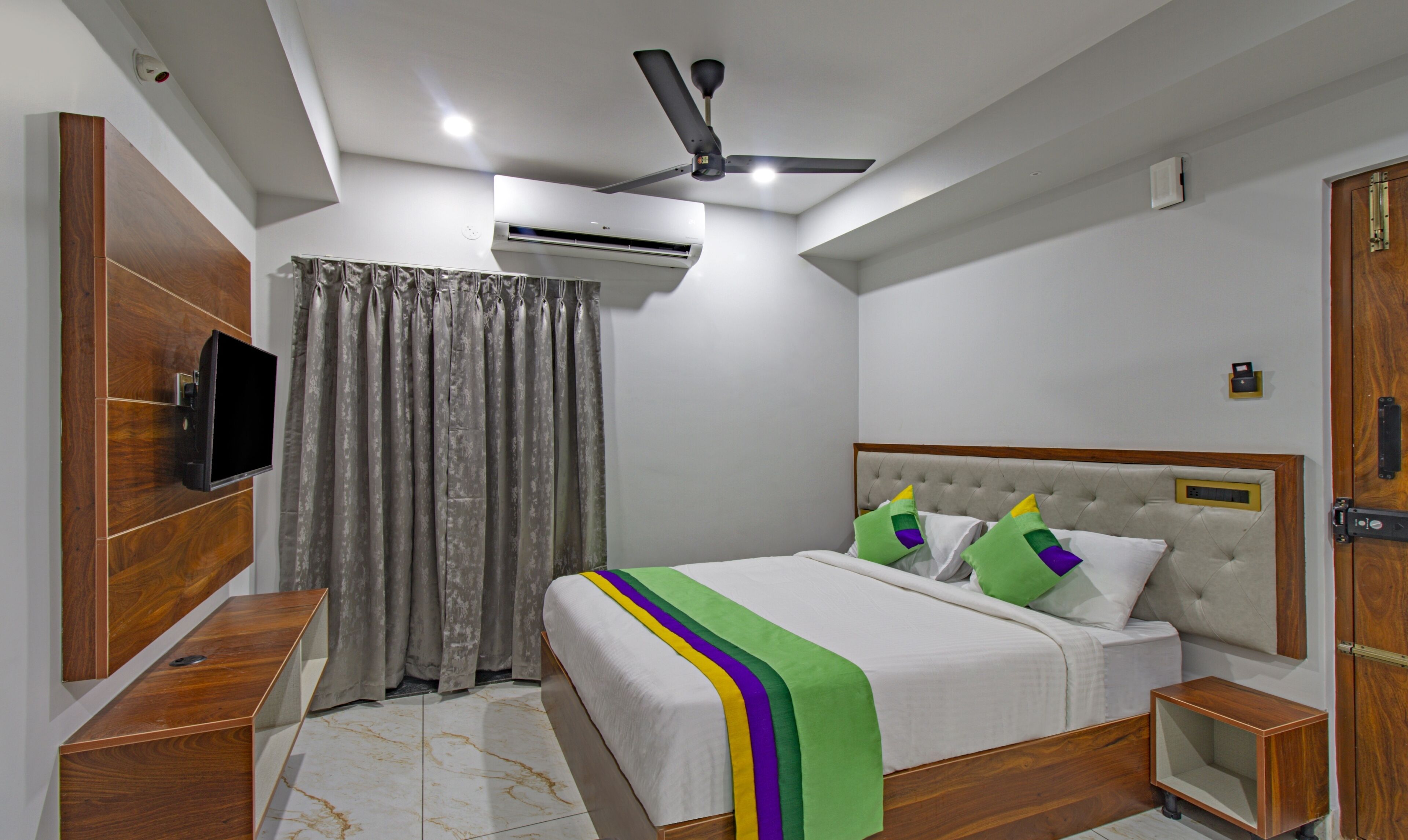 Treebo Trend Abhi Suites