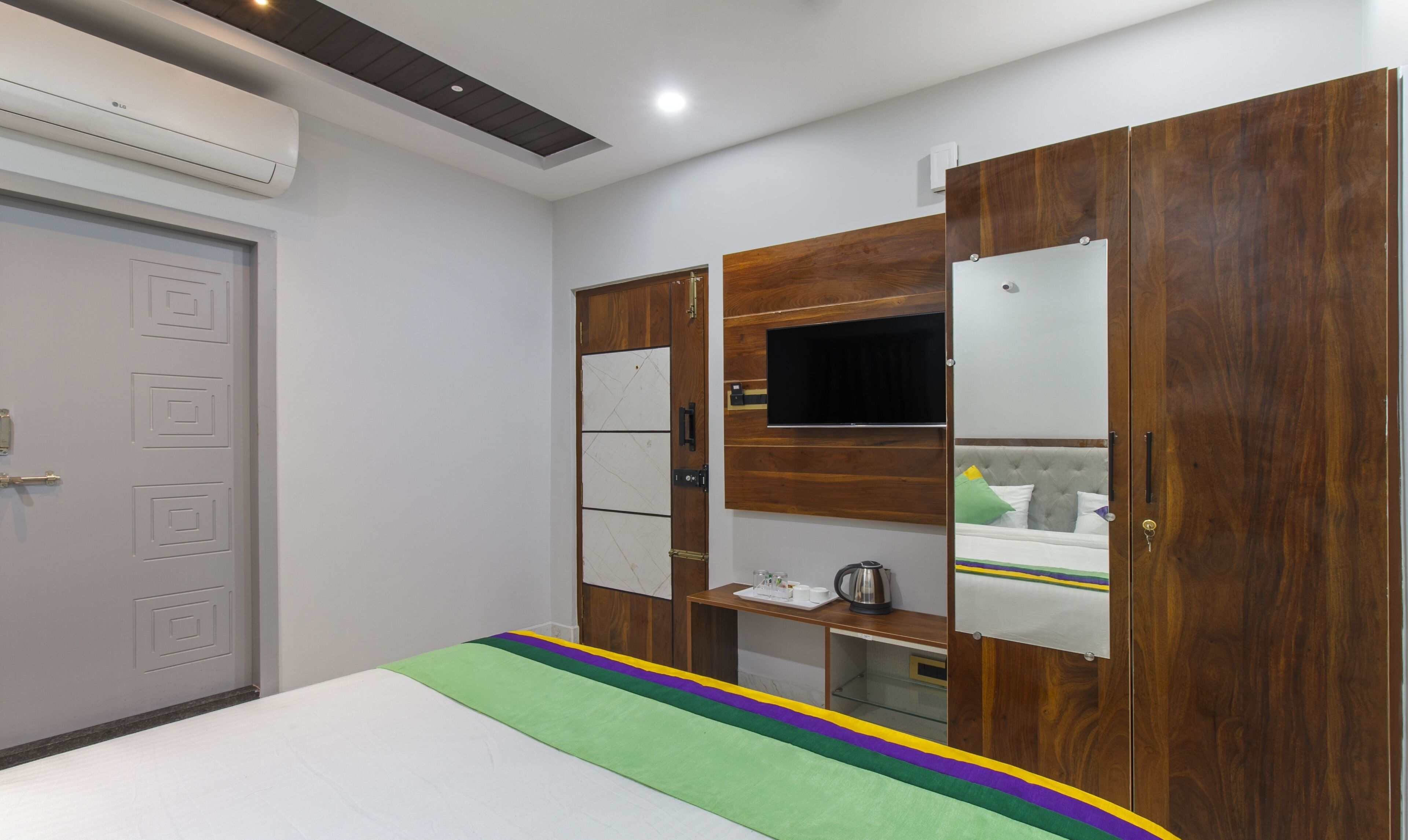 Treebo Trend Abhi Suites
