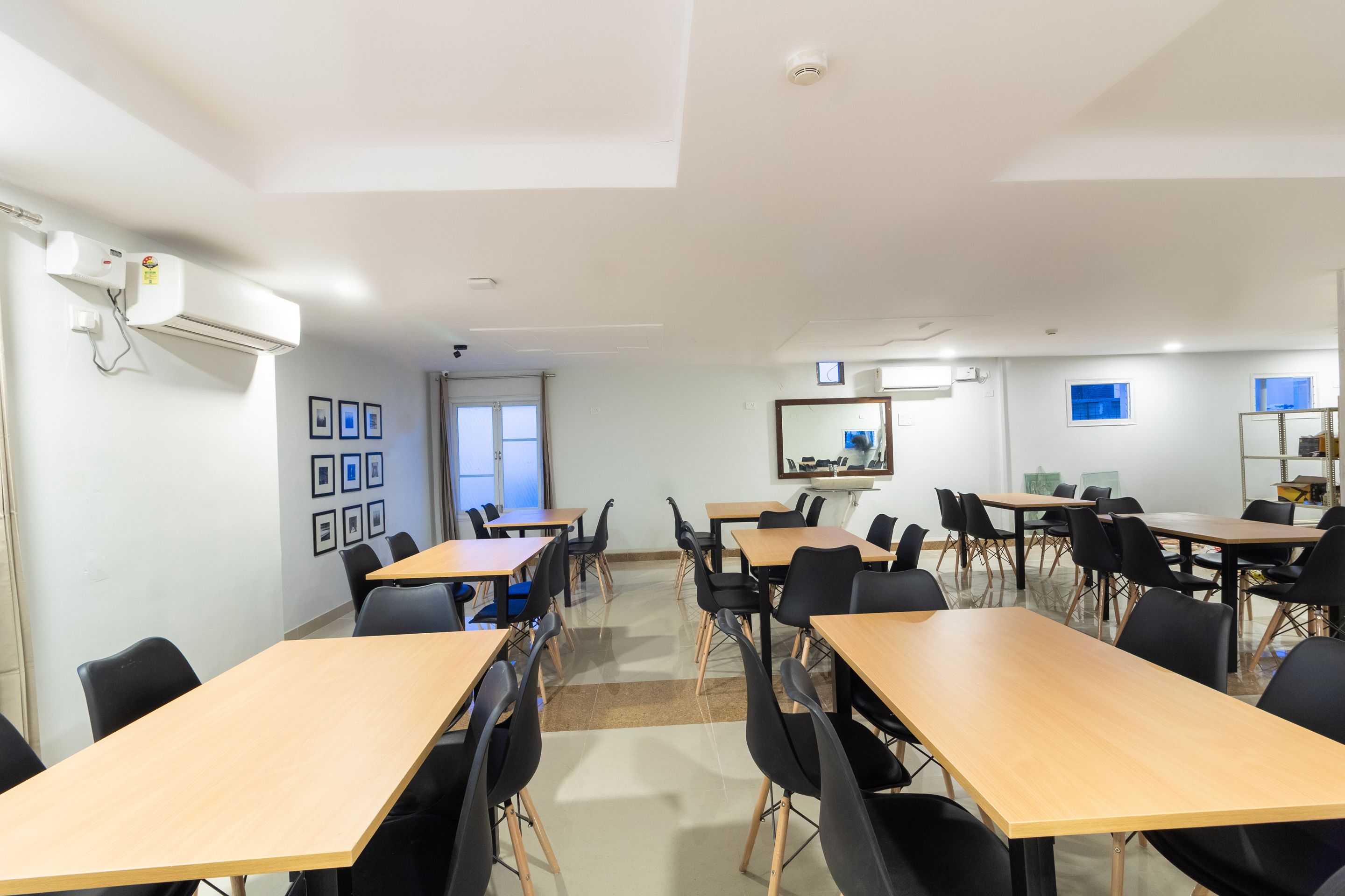 Bhagat Mansion by OYO Rooms