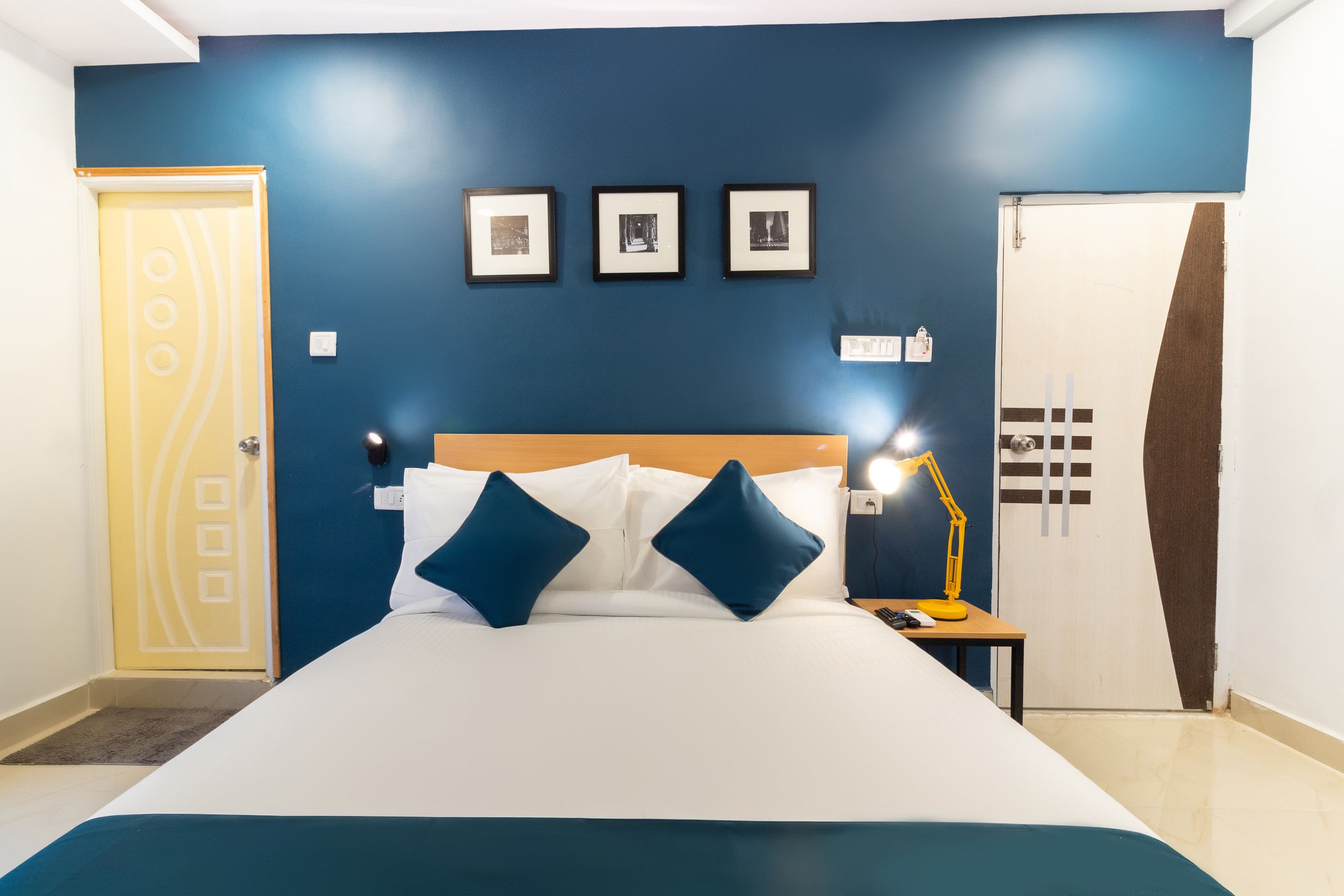 Bhagat Mansion by OYO Rooms