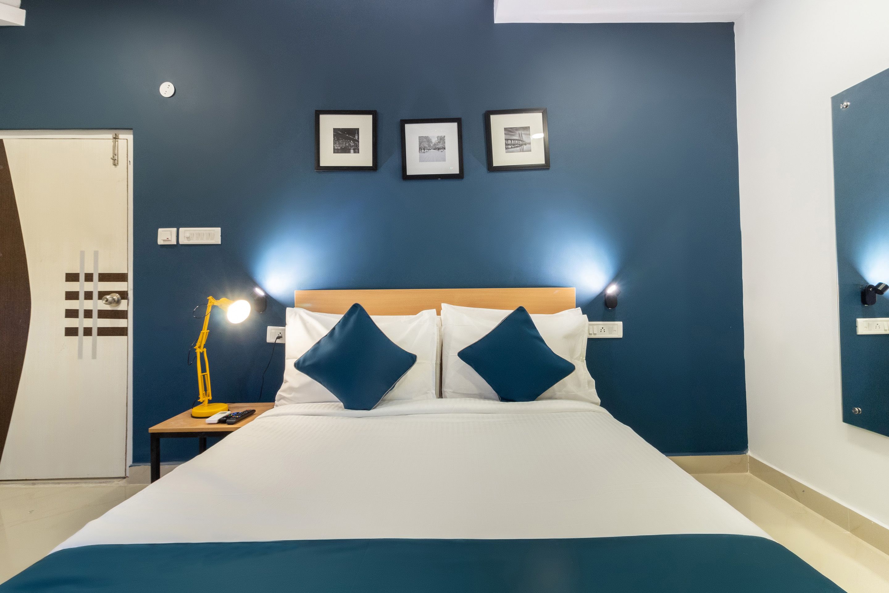 Bhagat Mansion by OYO Rooms