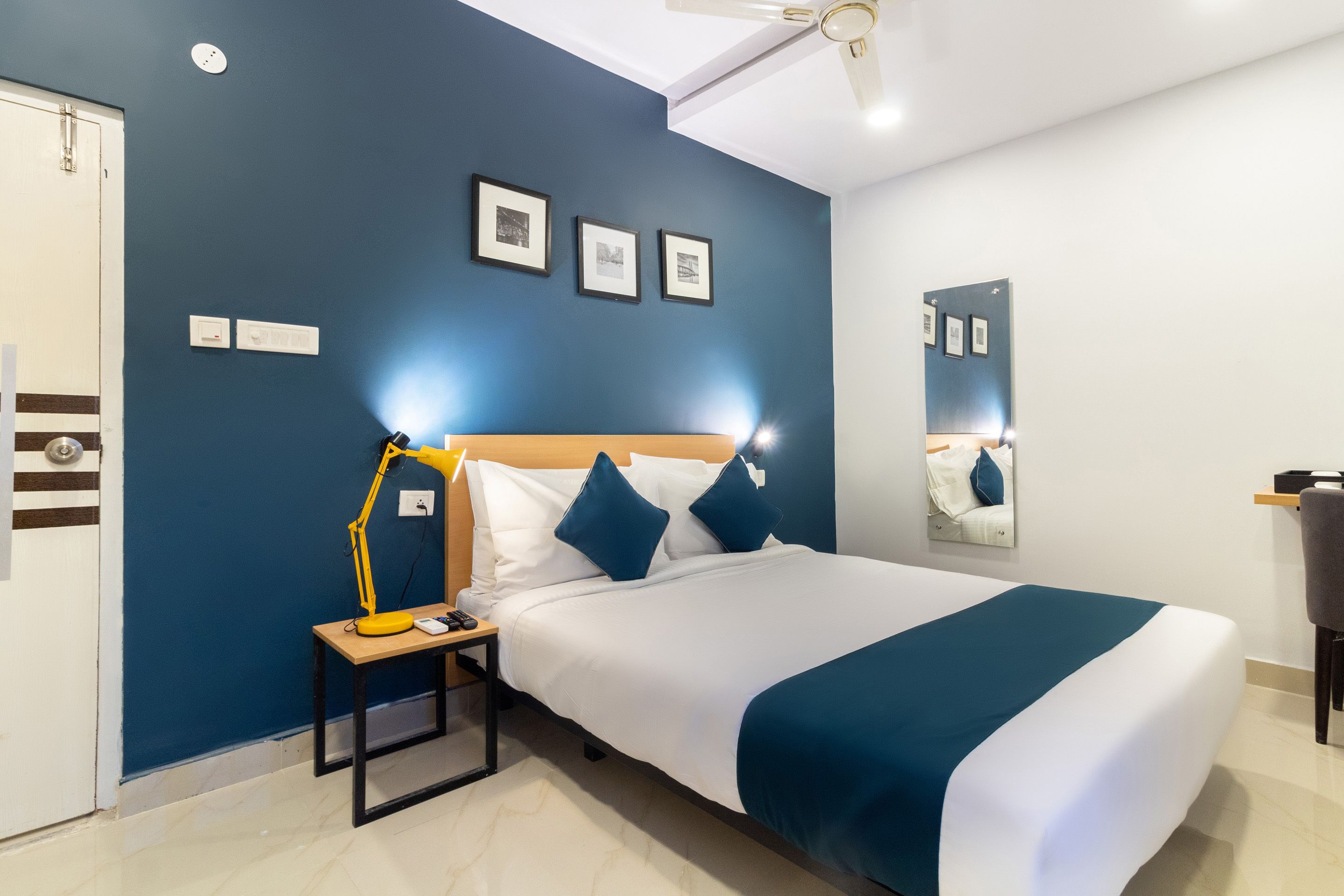 Bhagat Mansion by OYO Rooms