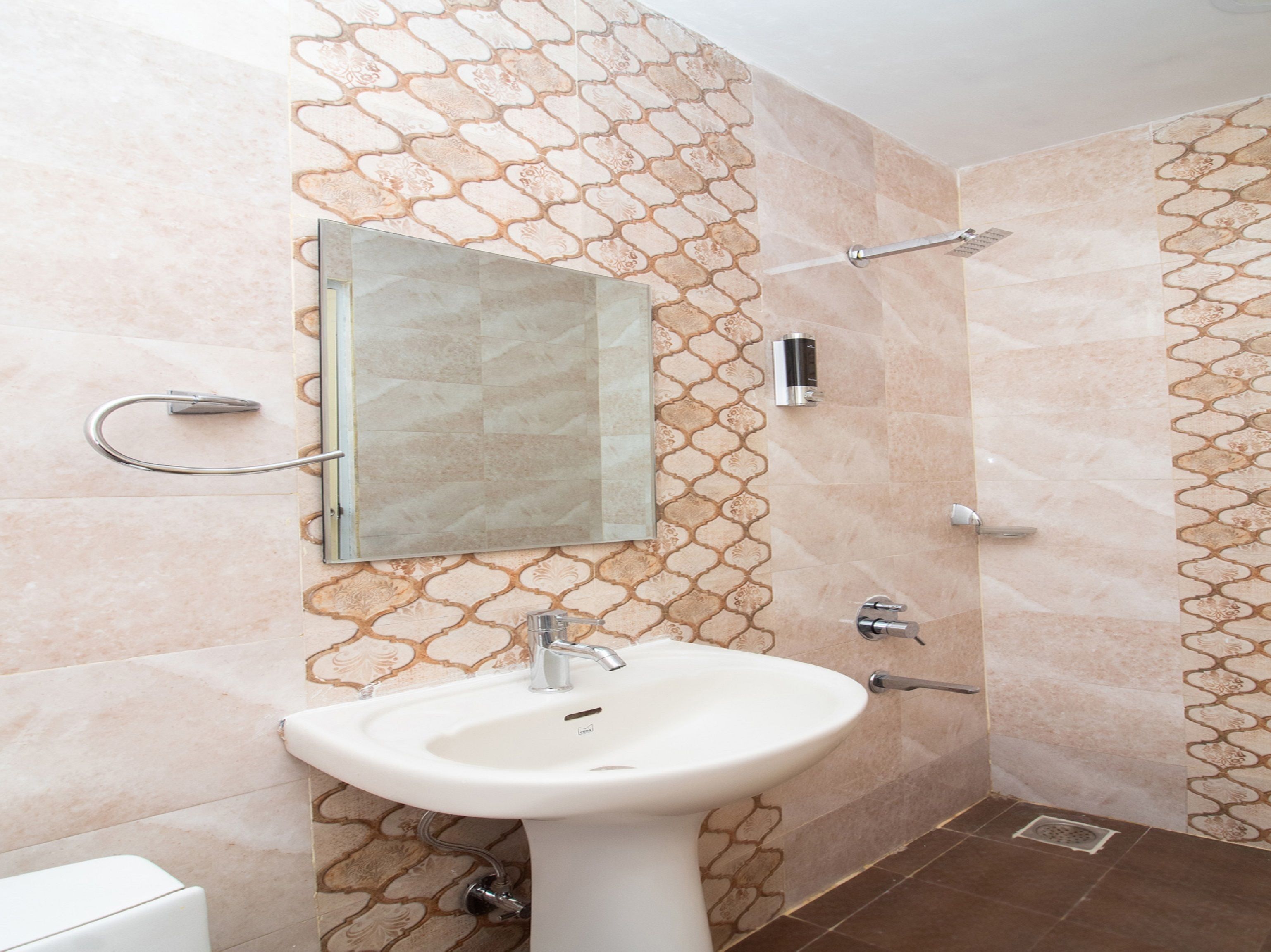 Bhagat Mansion by OYO Rooms