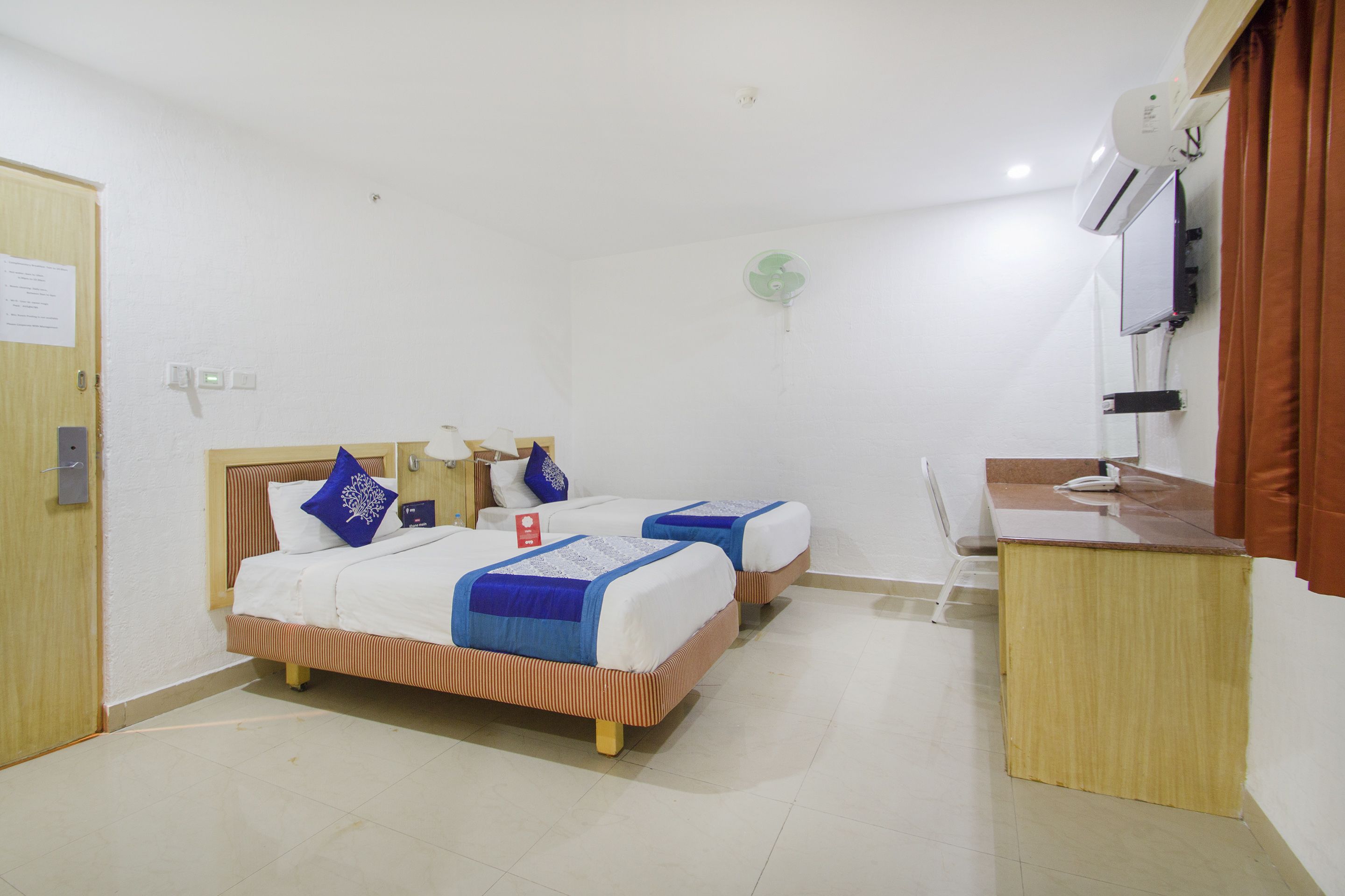 Capital O 10209 Comfort Inn