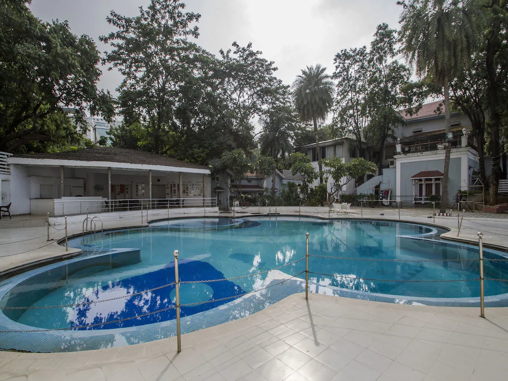 Country Club Begumpet