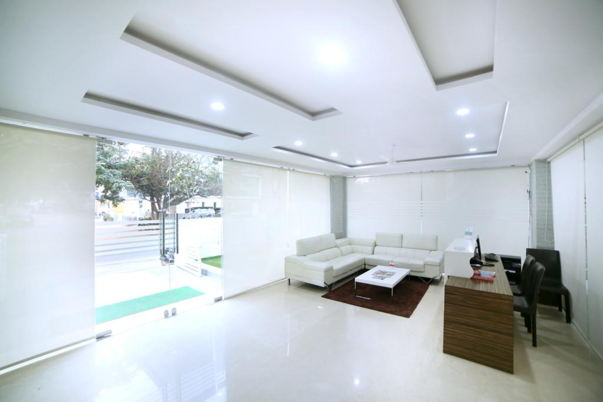 FabHotel Pearl City HiTech City