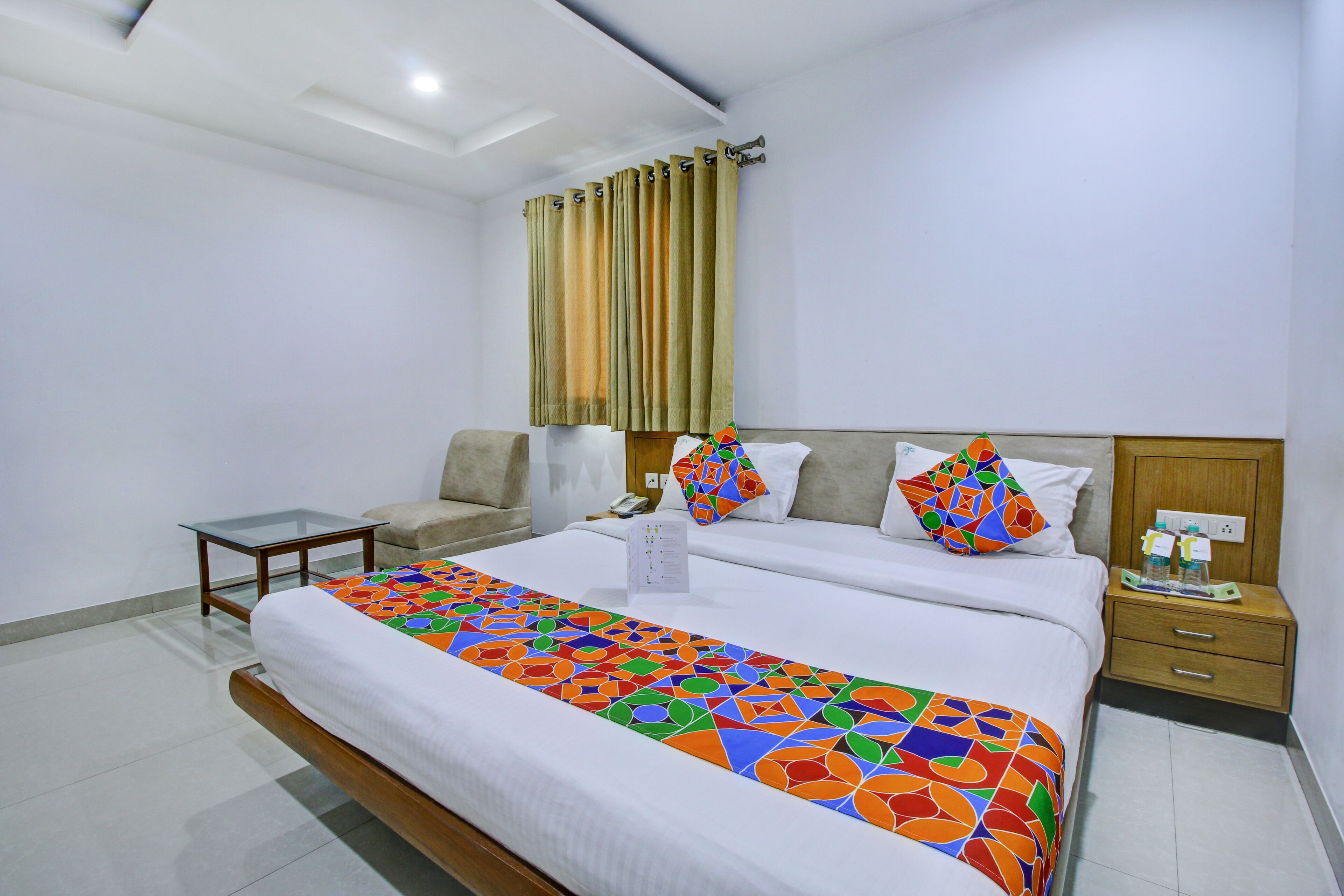 Fabhotel Syberitic Suites