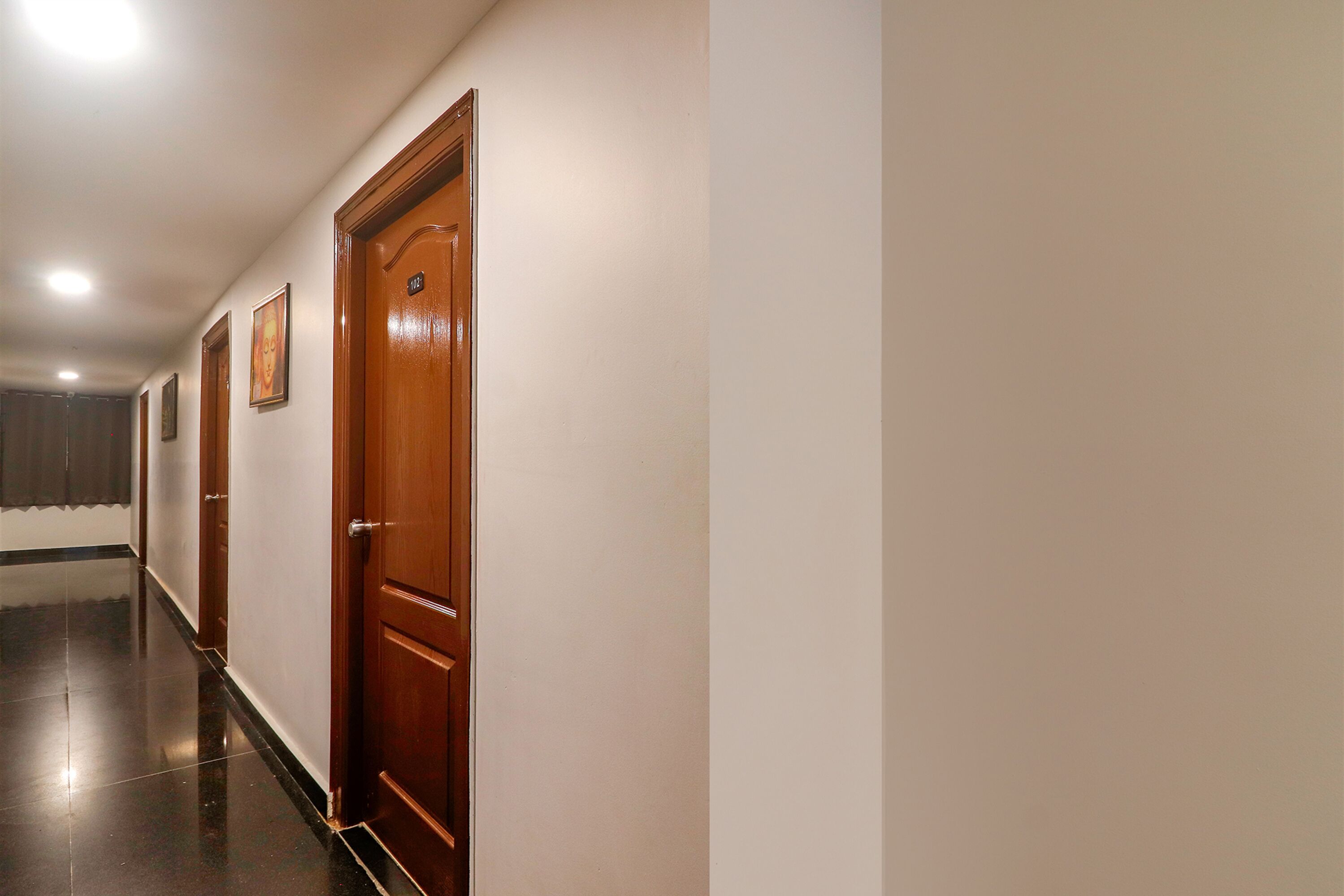 Frenotel by FabHotel