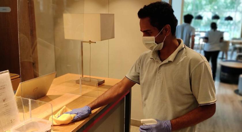 Holiday Inn Express Hyderabad Banjara Hills