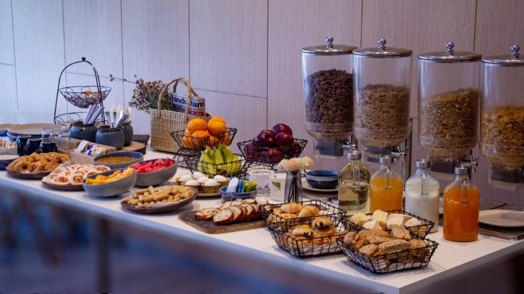 Holiday Inn Express Hyderabad Banjara Hills