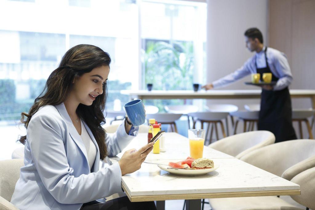 Holiday Inn Express Hyderabad Banjara Hills