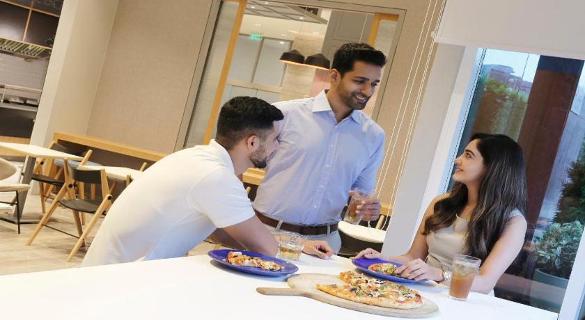 Holiday Inn Express Hyderabad Banjara Hills