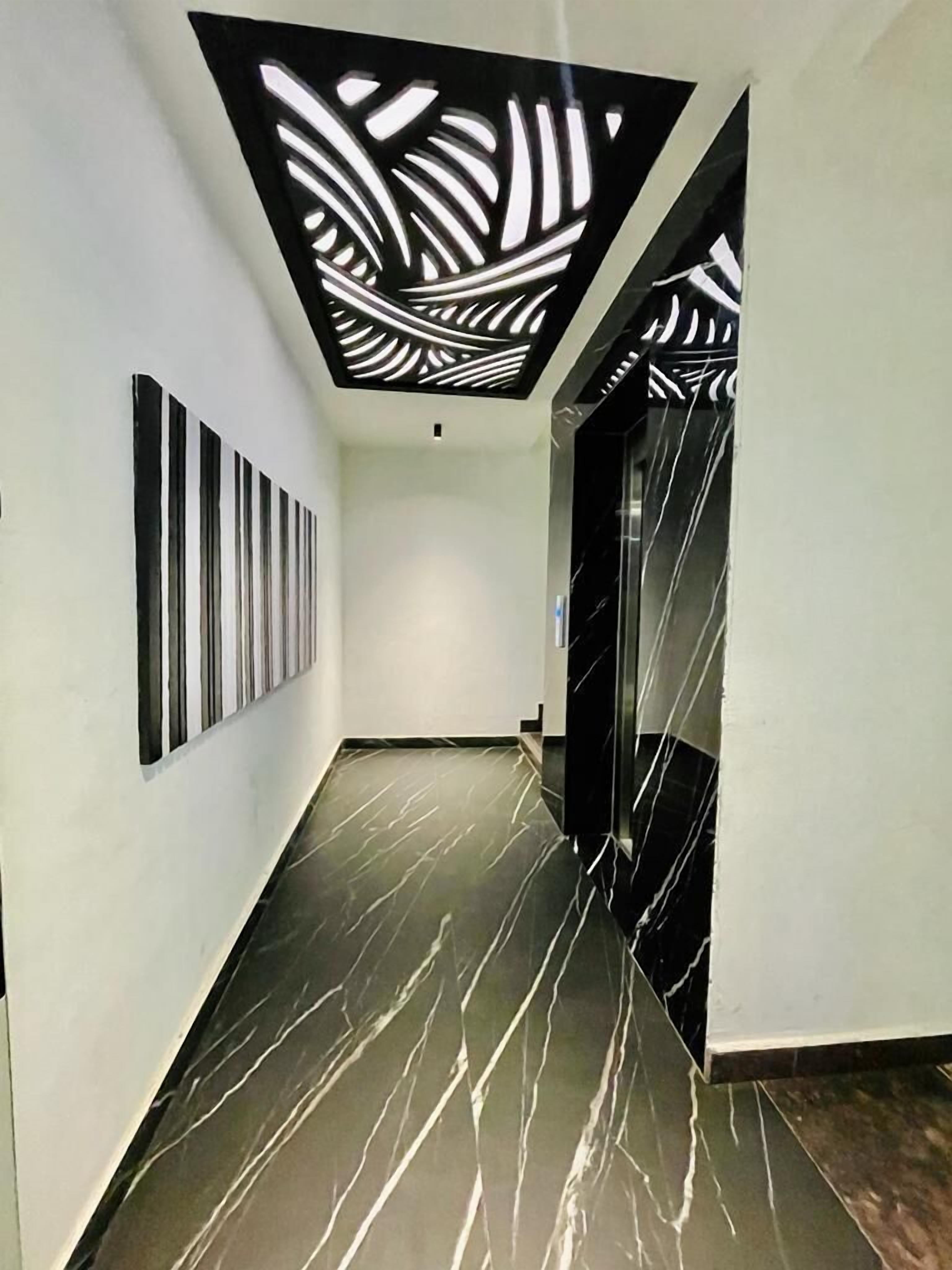 Hotel Lake View Airport Zone