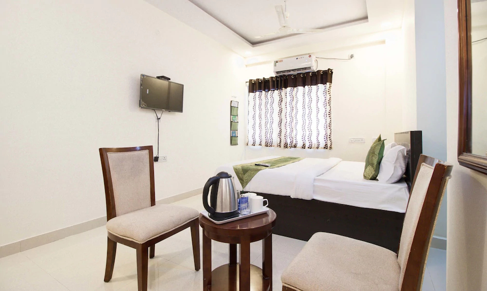 Hotel Midtown by Treebo Hotels