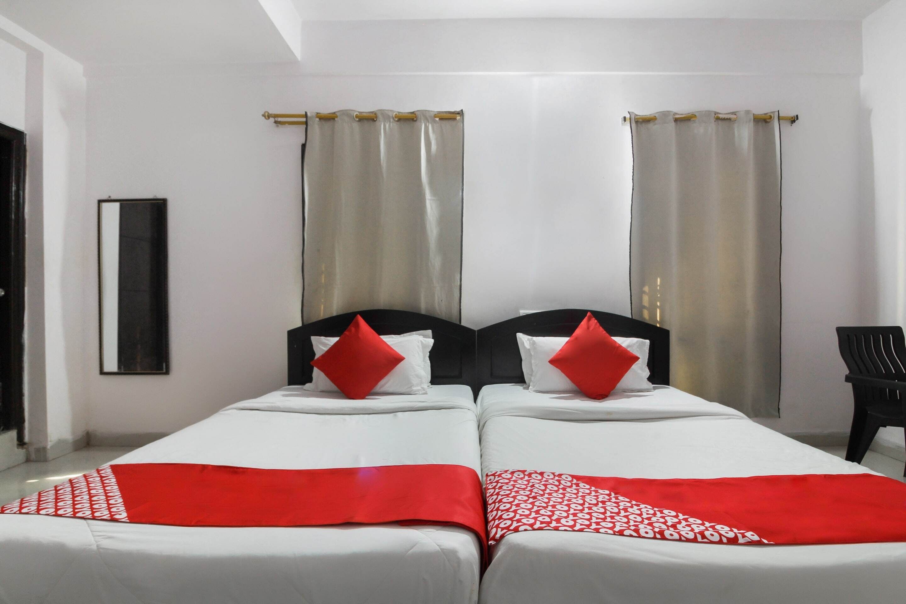 Polo Service Apartment by OYO