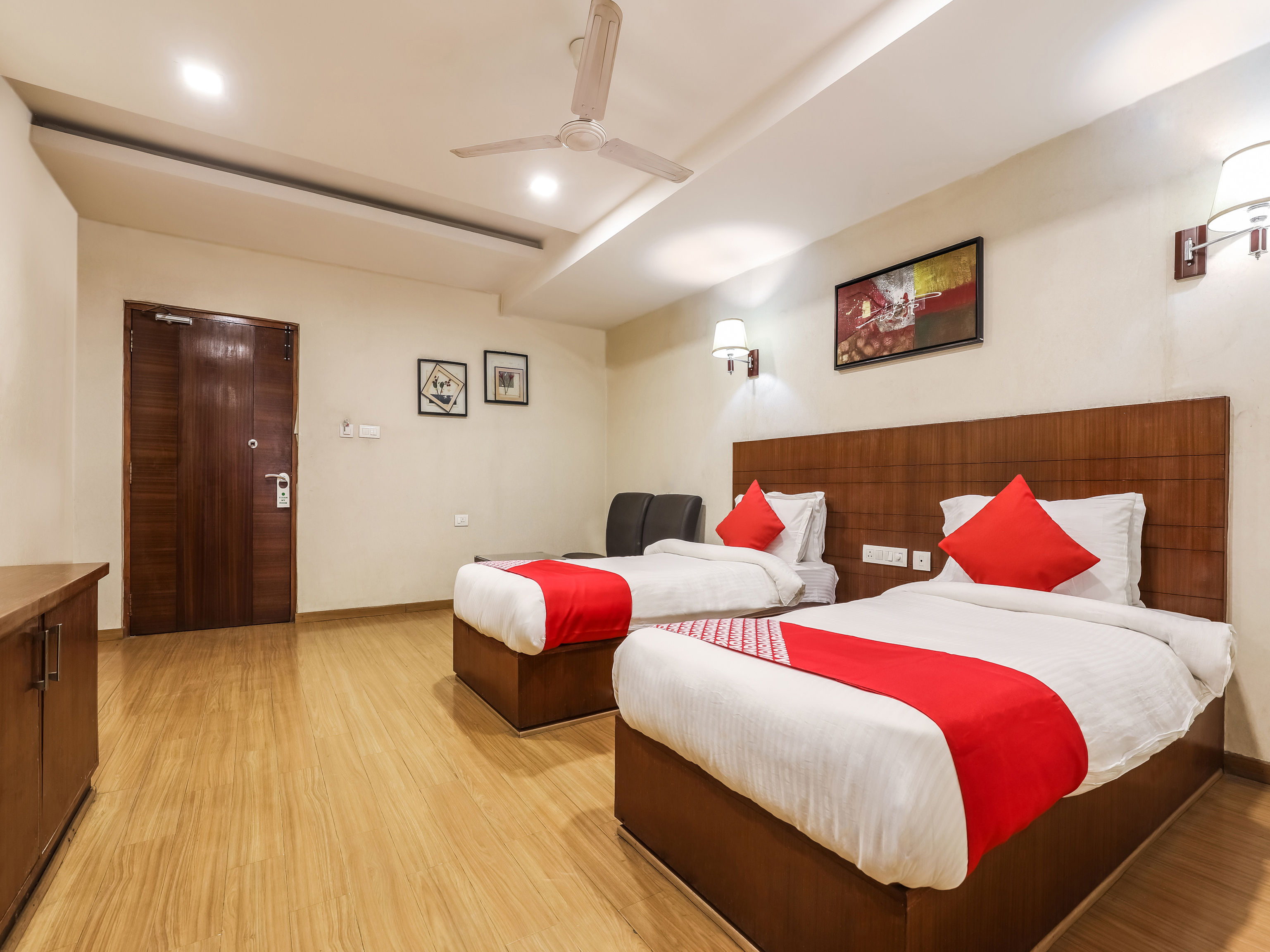 Hotel Rainbow Park by OYO Roooms