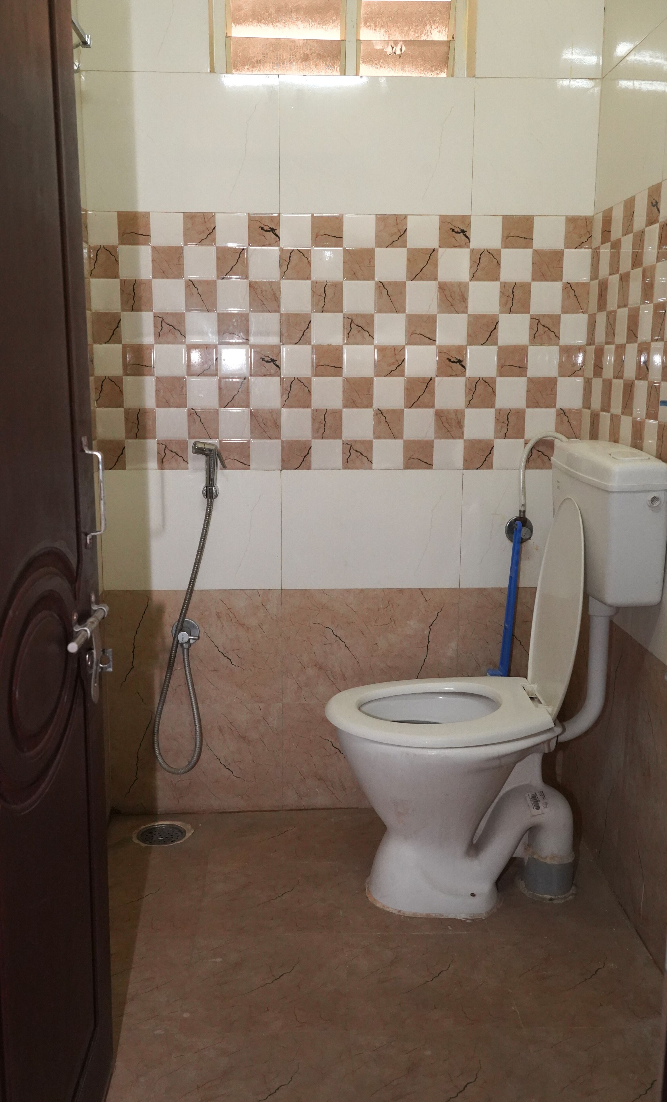 Hotel Royal Suites And Rooms